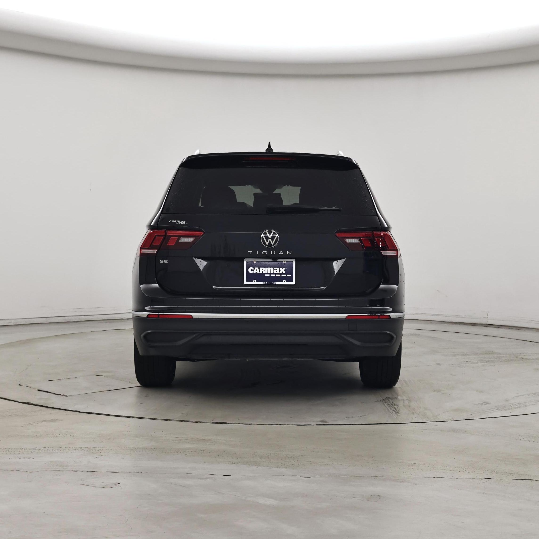 Thumbnail: 2023 Volkswagen Tiguan - 6