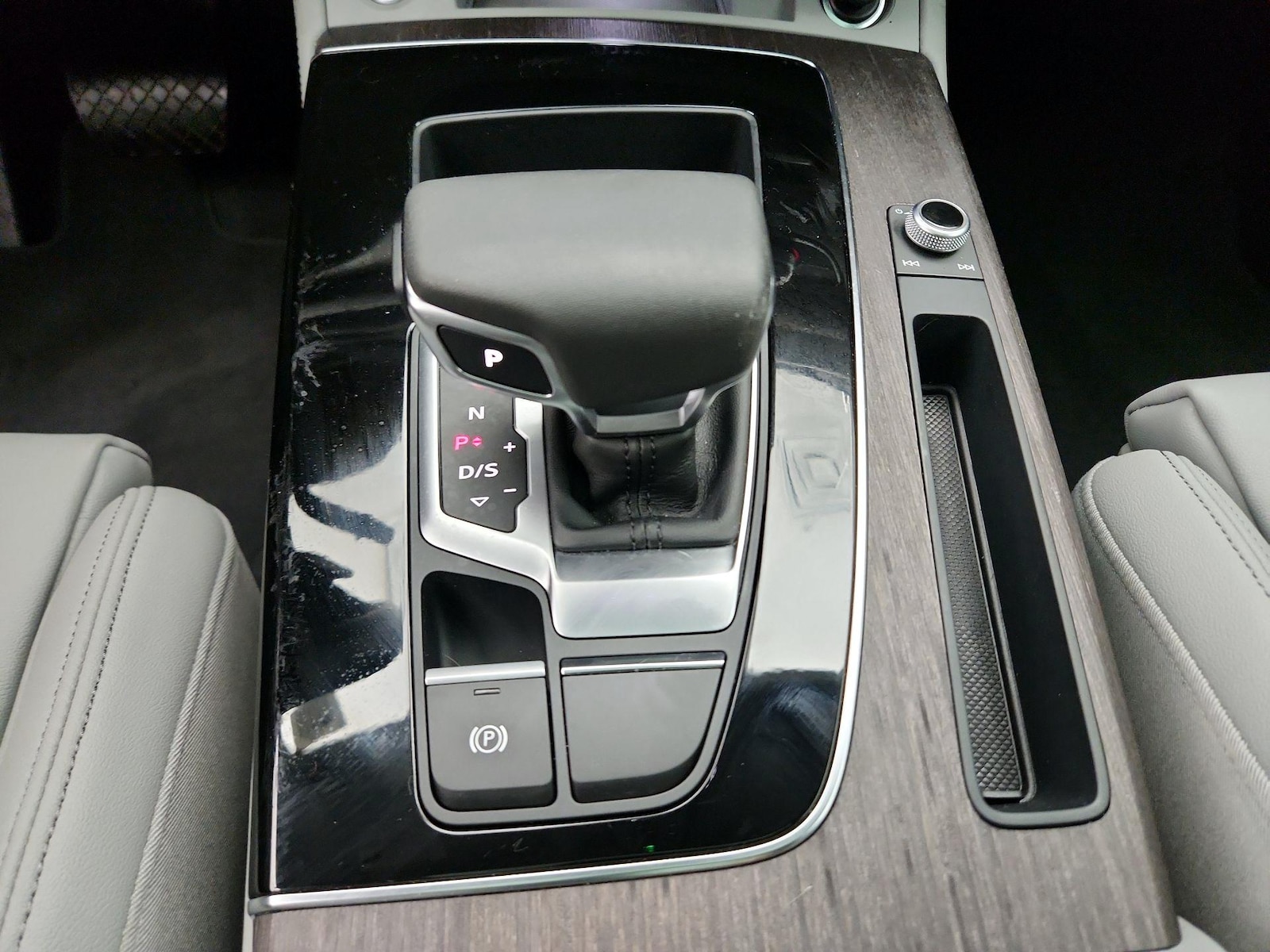 2024 Audi Q5 Premium Plus - Photo 18