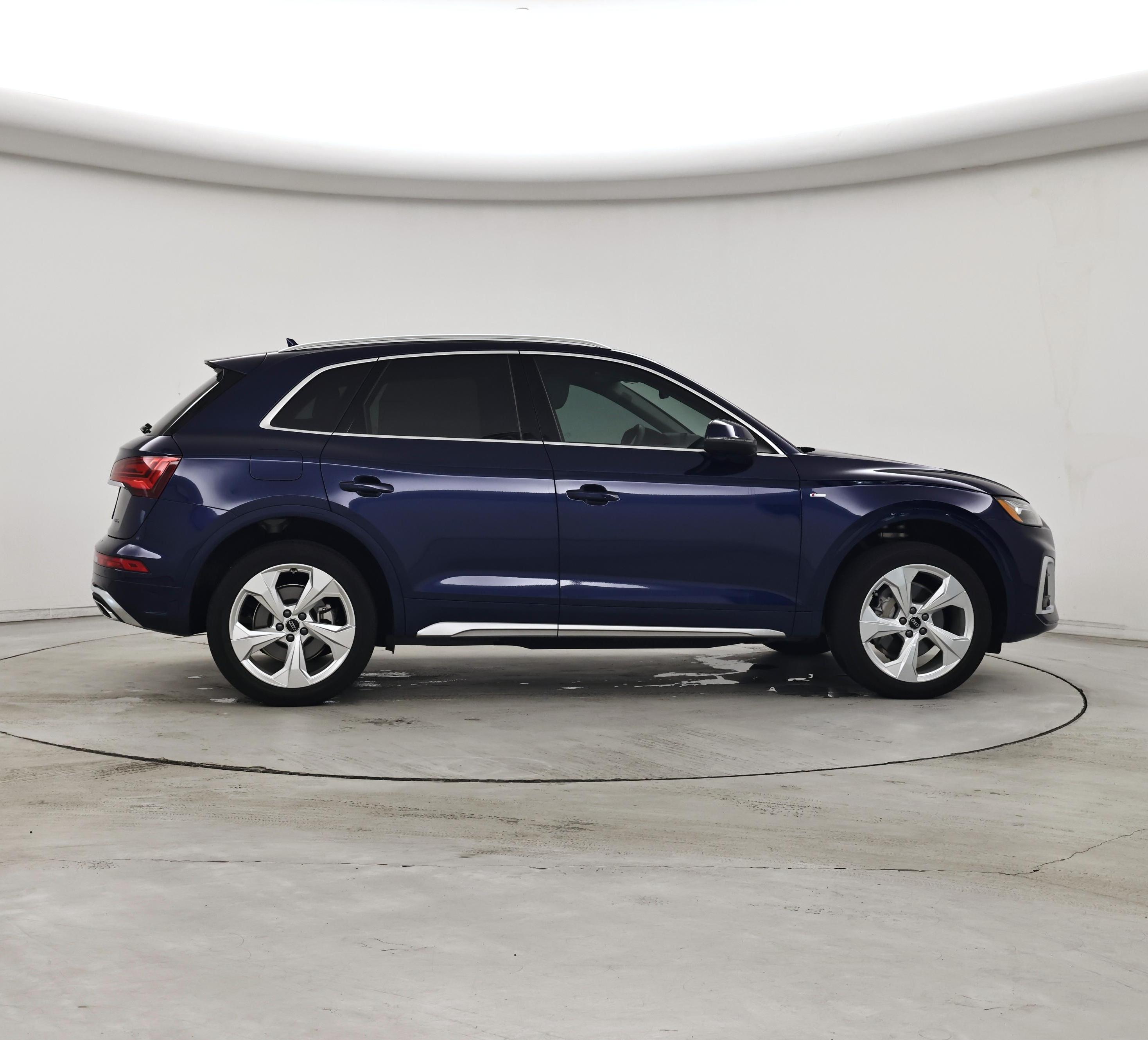 Thumbnail: 2024 Audi Q5 - 7