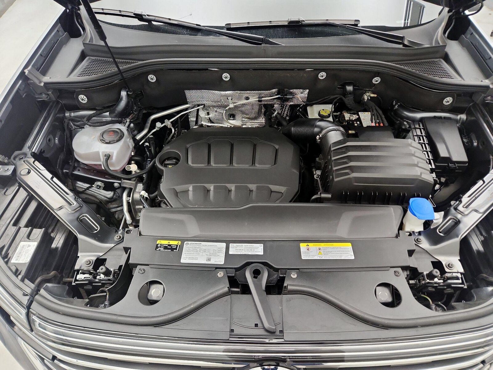 2024 Volkswagen Atlas SE w/Tech - Photo 22