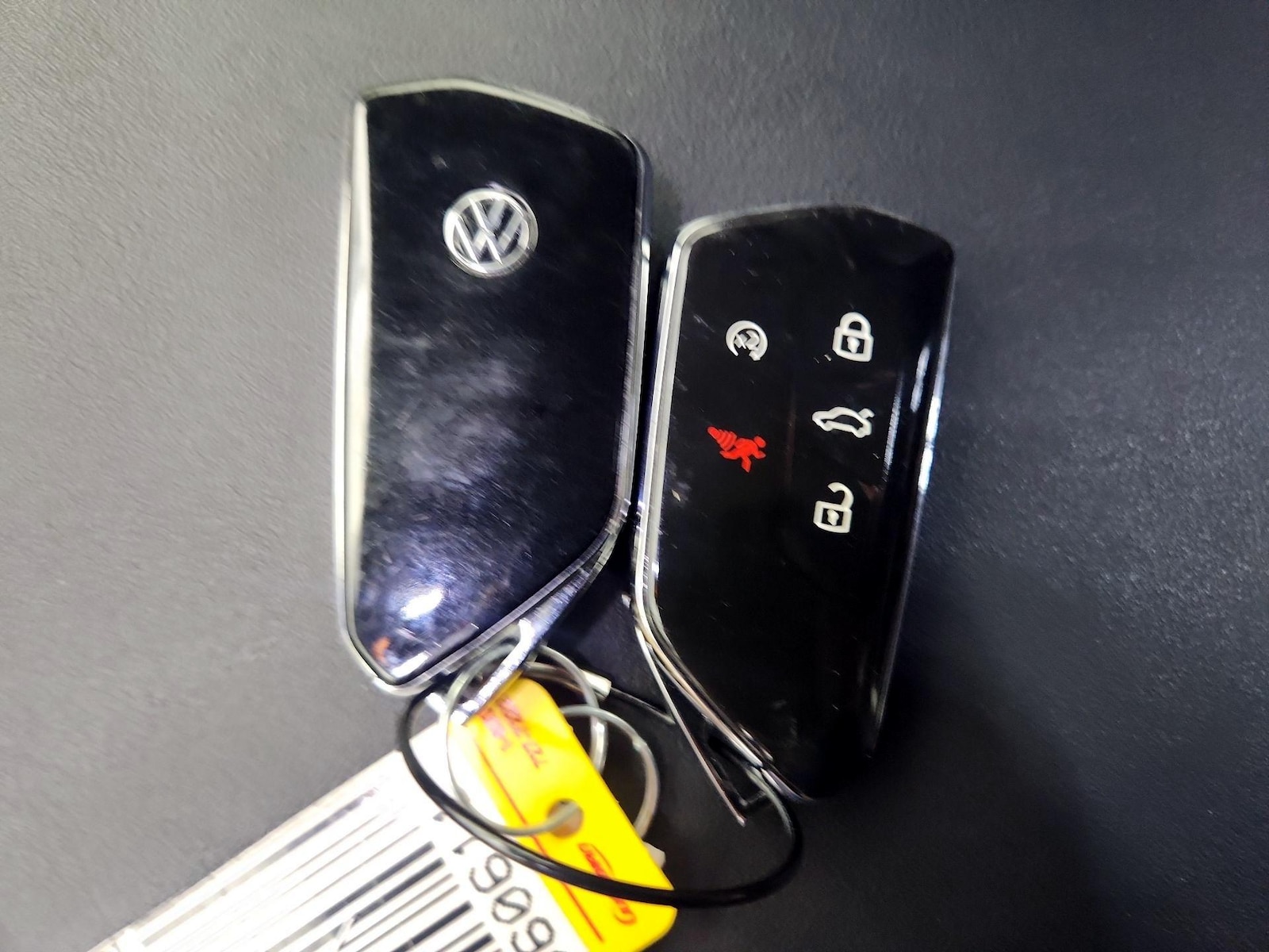 2024 Volkswagen Atlas SE w/Tech - Photo 23