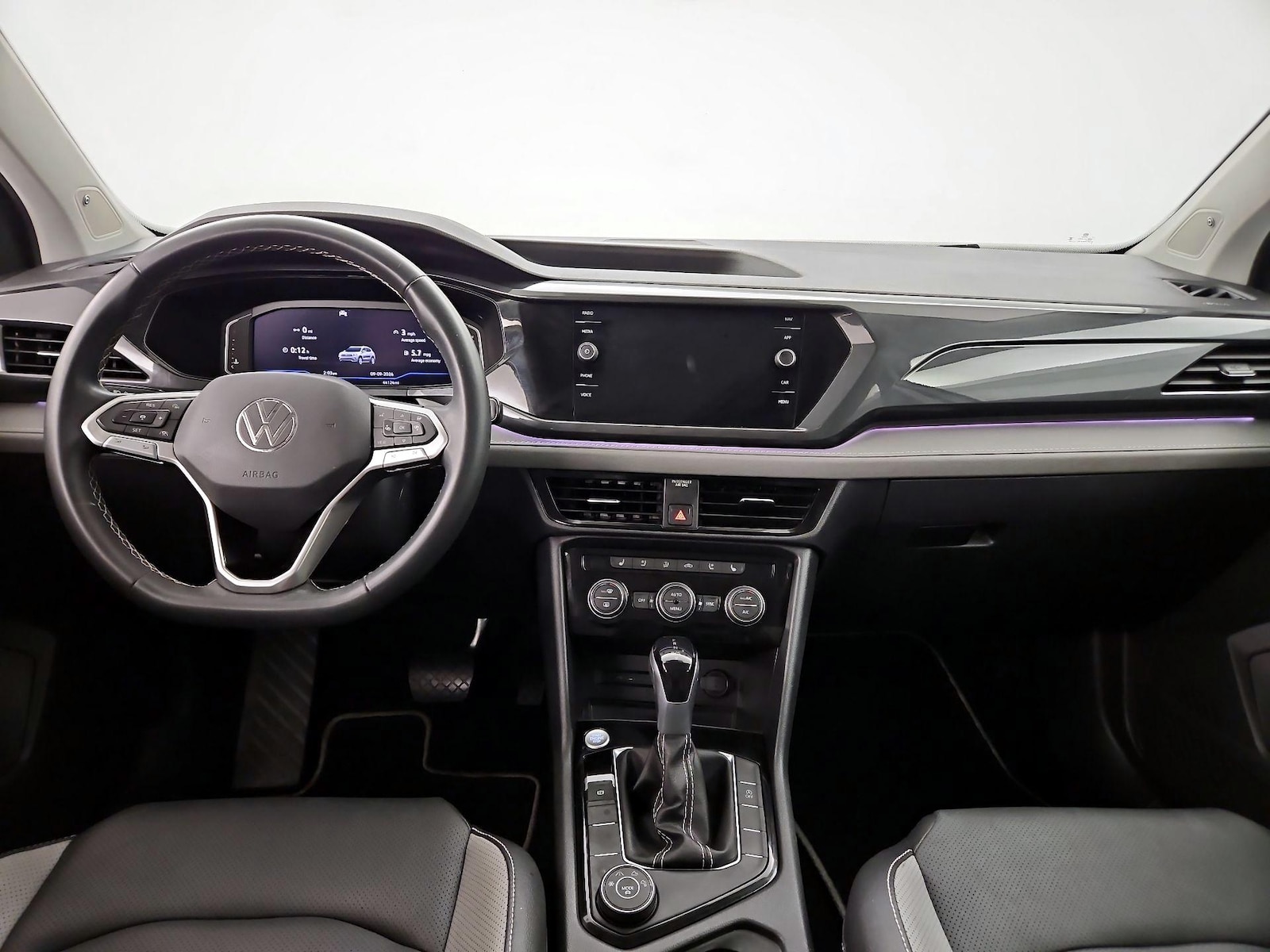 2023 Volkswagen Taos SEL - Photo 10