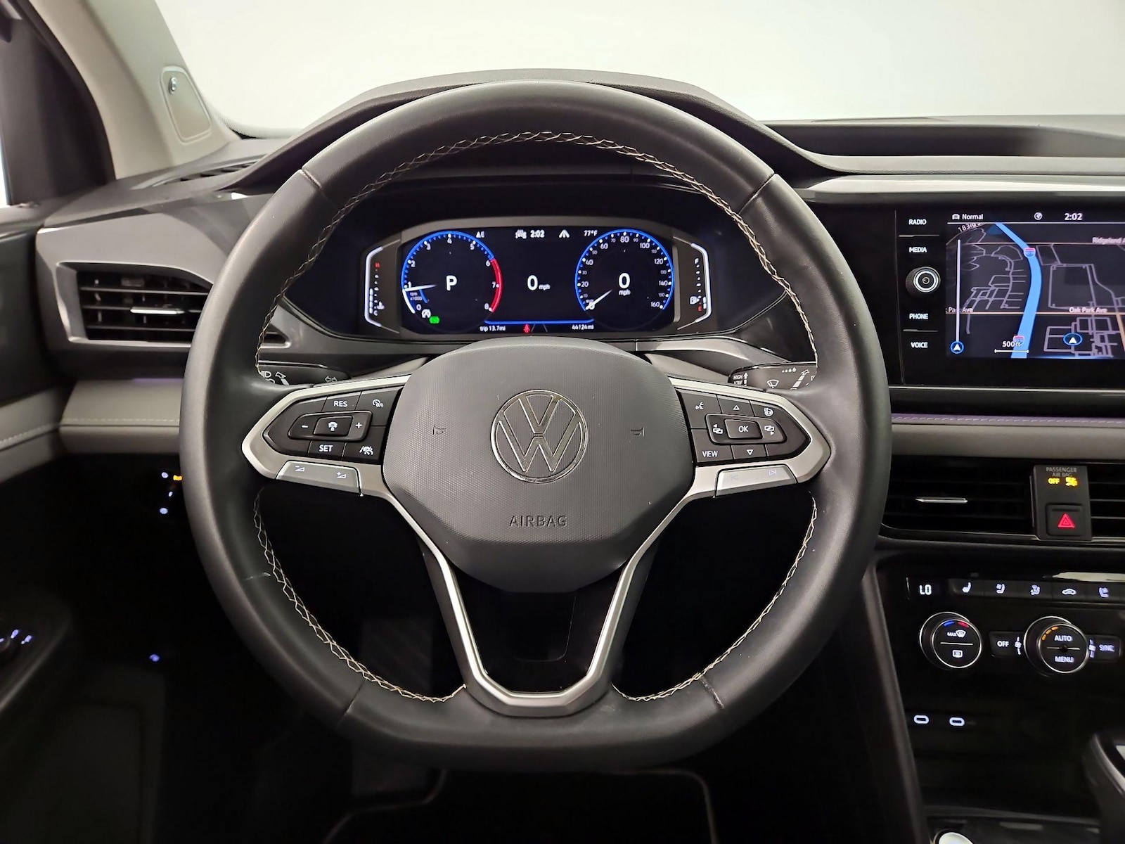2023 Volkswagen Taos SEL - Photo 11