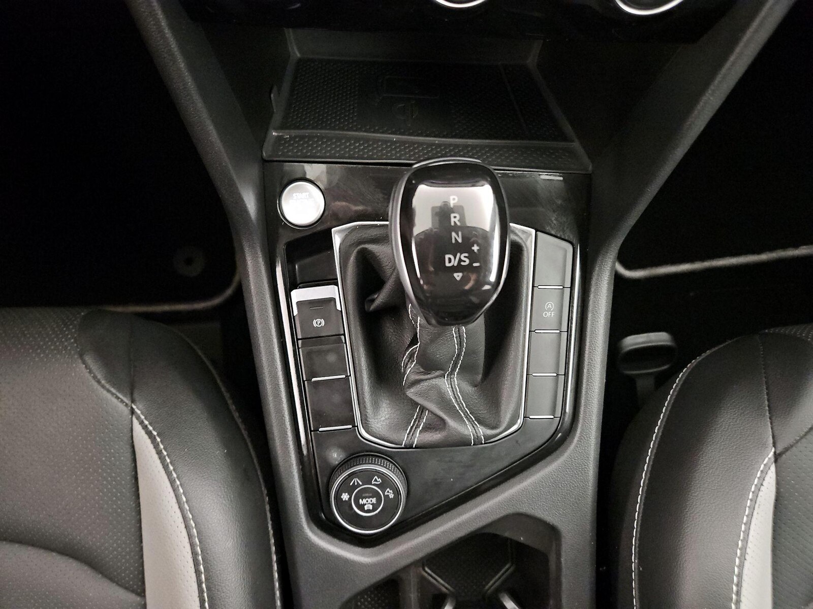 2023 Volkswagen Taos SEL - Photo 19