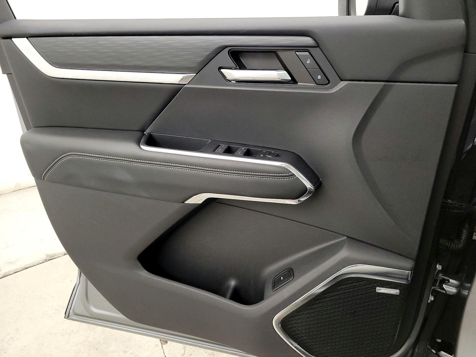 2024 GMC Acadia Elevation - Photo 13