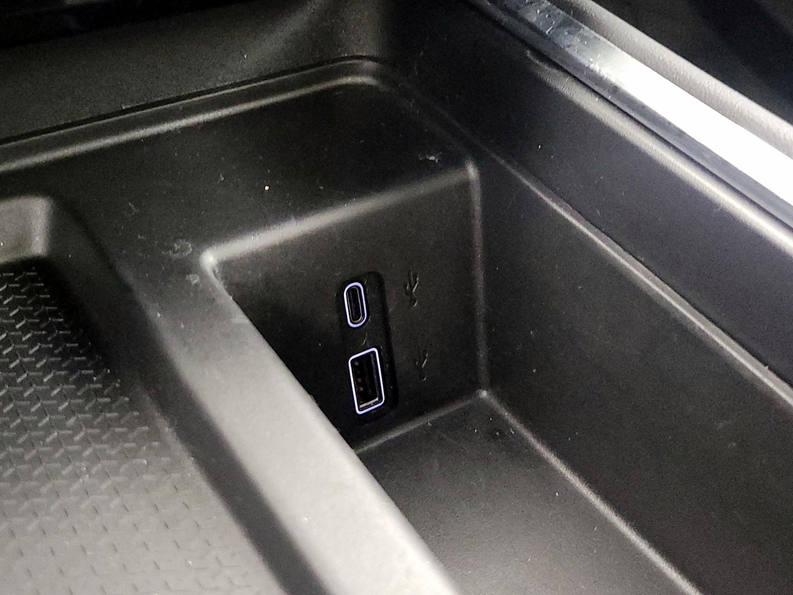 2024 GMC Acadia Elevation - Photo 19
