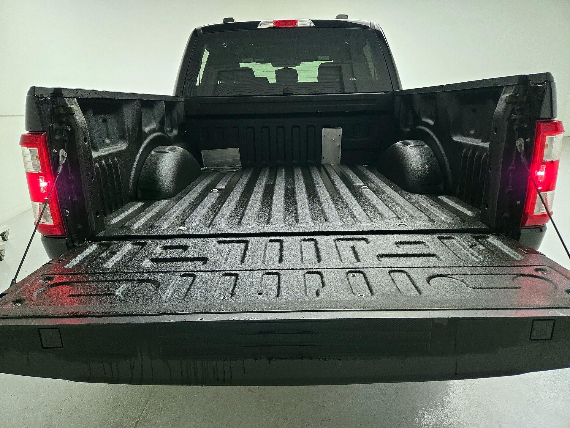 Thumbnail: 2023 Ford F-150 - 19