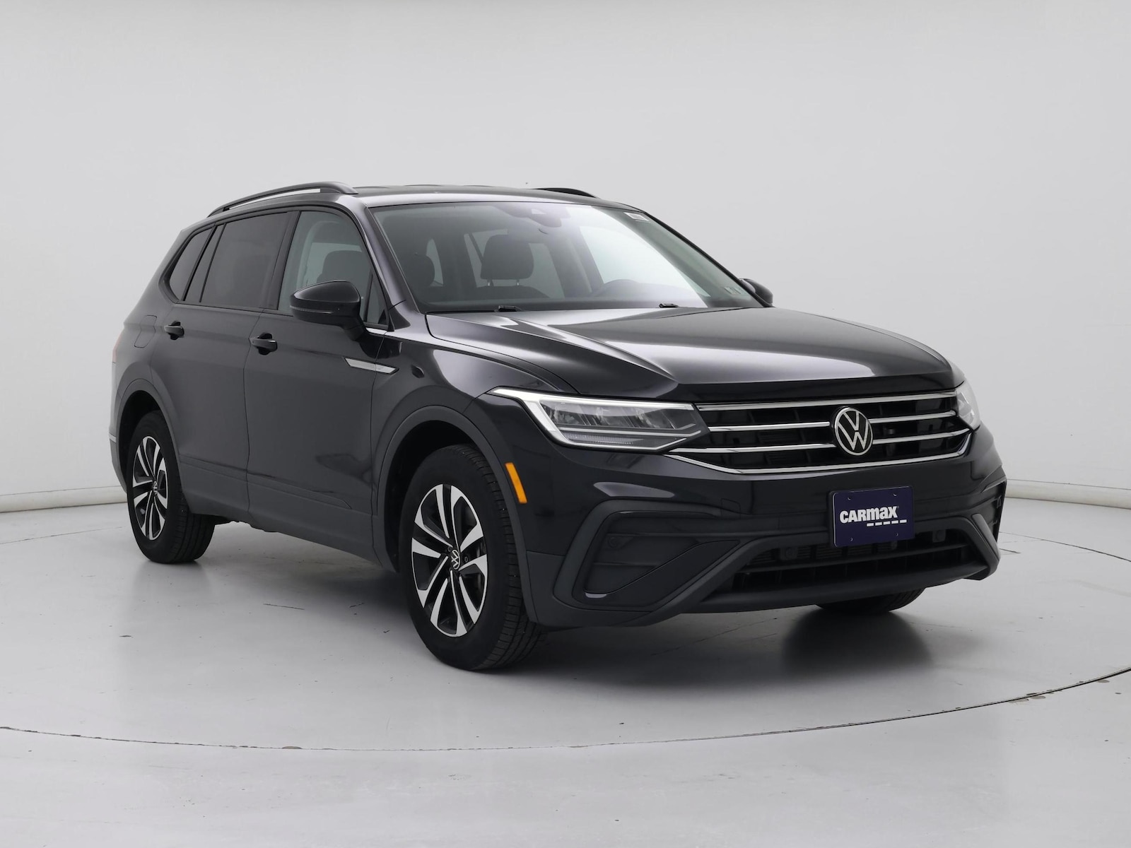 2023 Volkswagen Tiguan S - Photo 2