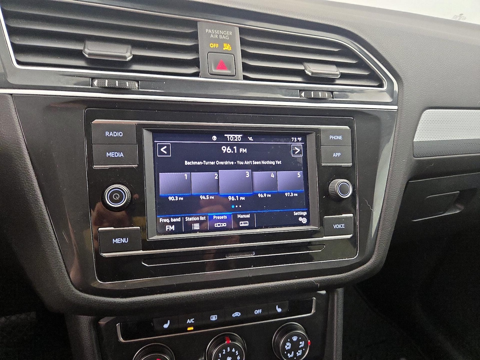 2023 Volkswagen Tiguan S - Photo 16