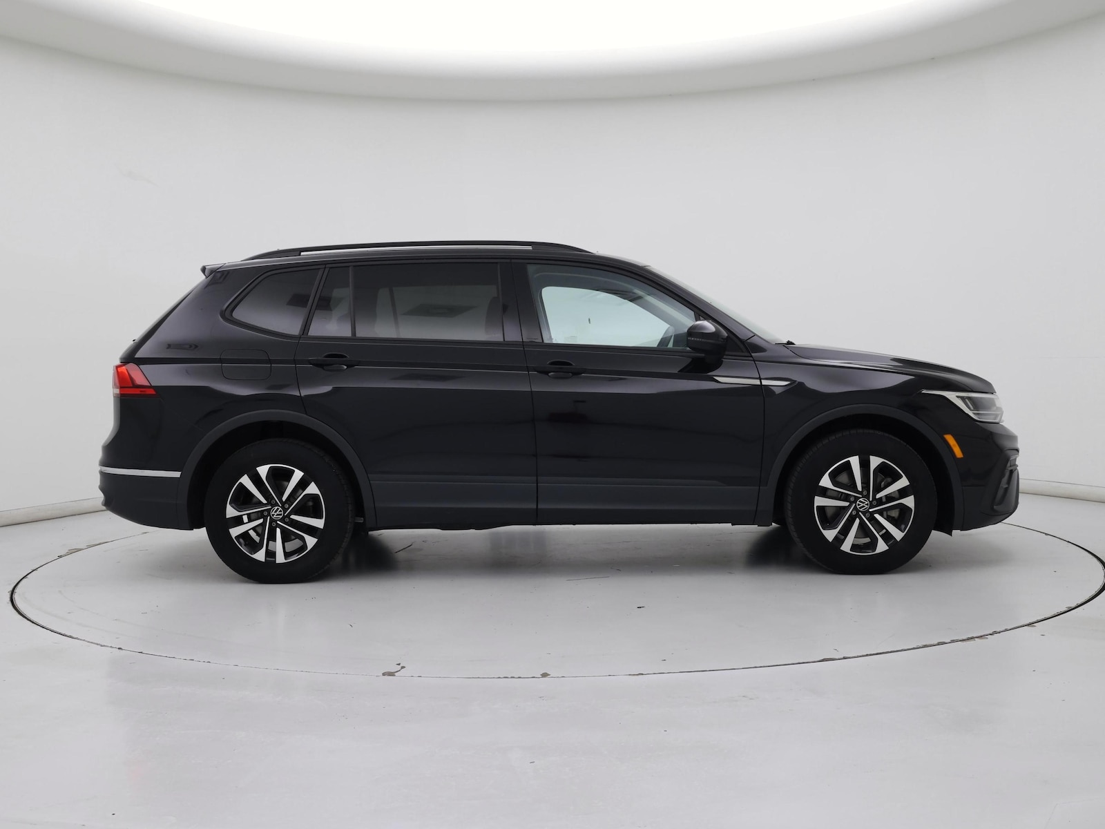 2023 Volkswagen Tiguan S - Photo 8