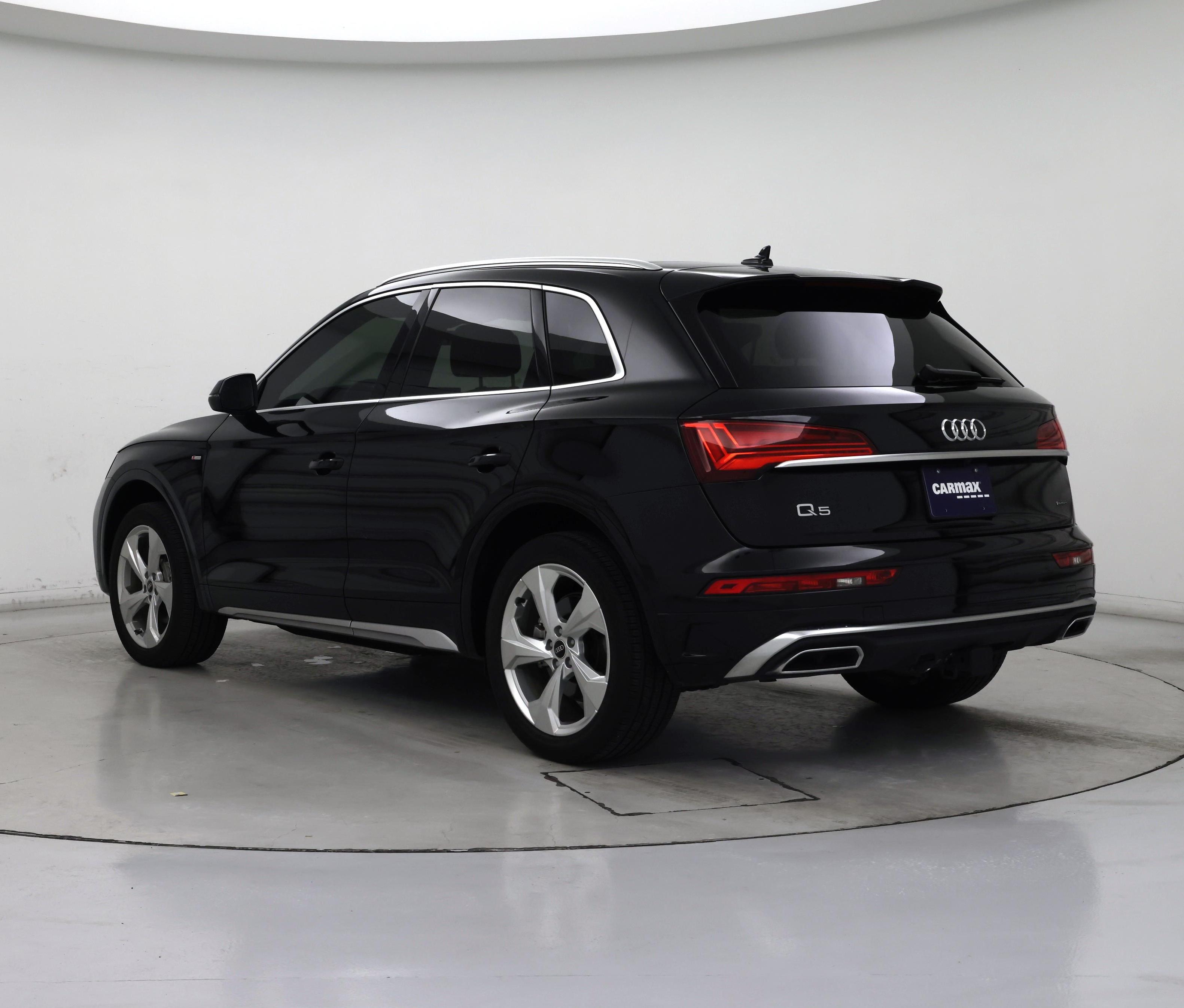 Thumbnail: 2023 Audi Q5 - 2