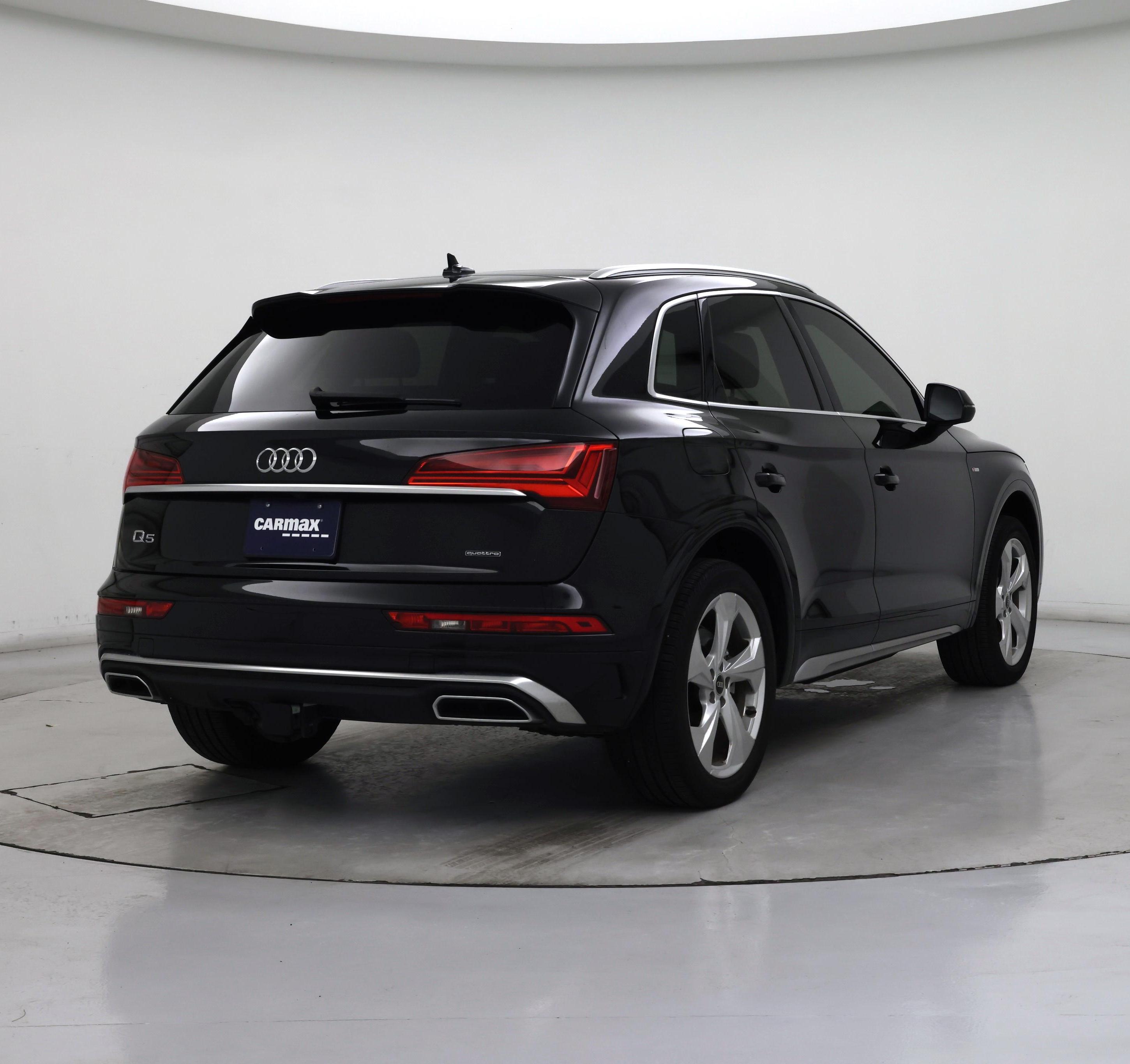Thumbnail: 2023 Audi Q5 - 8