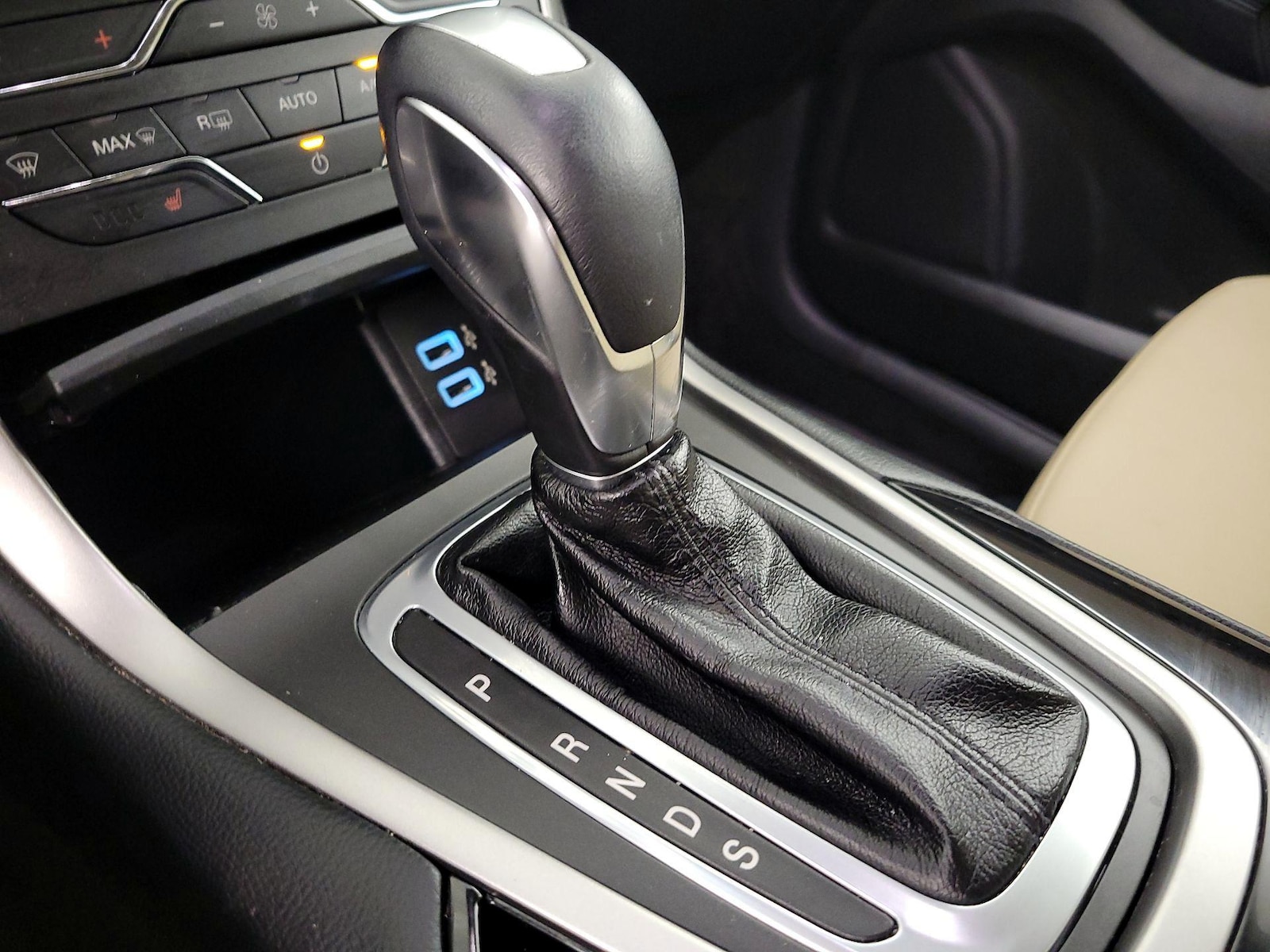 2018 Ford Edge SEL - Photo 19