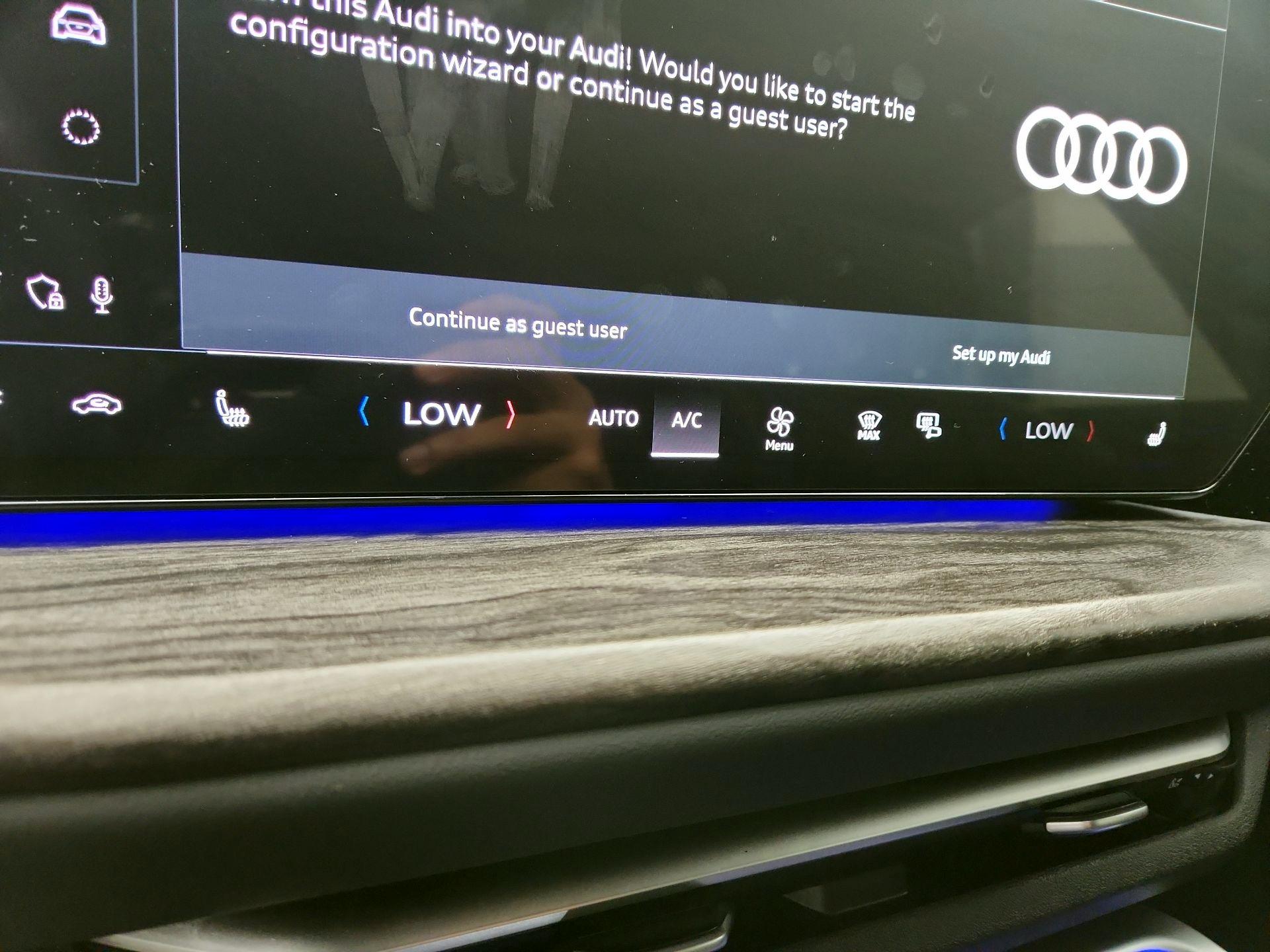Thumbnail: 2025 Audi Q5 - 16