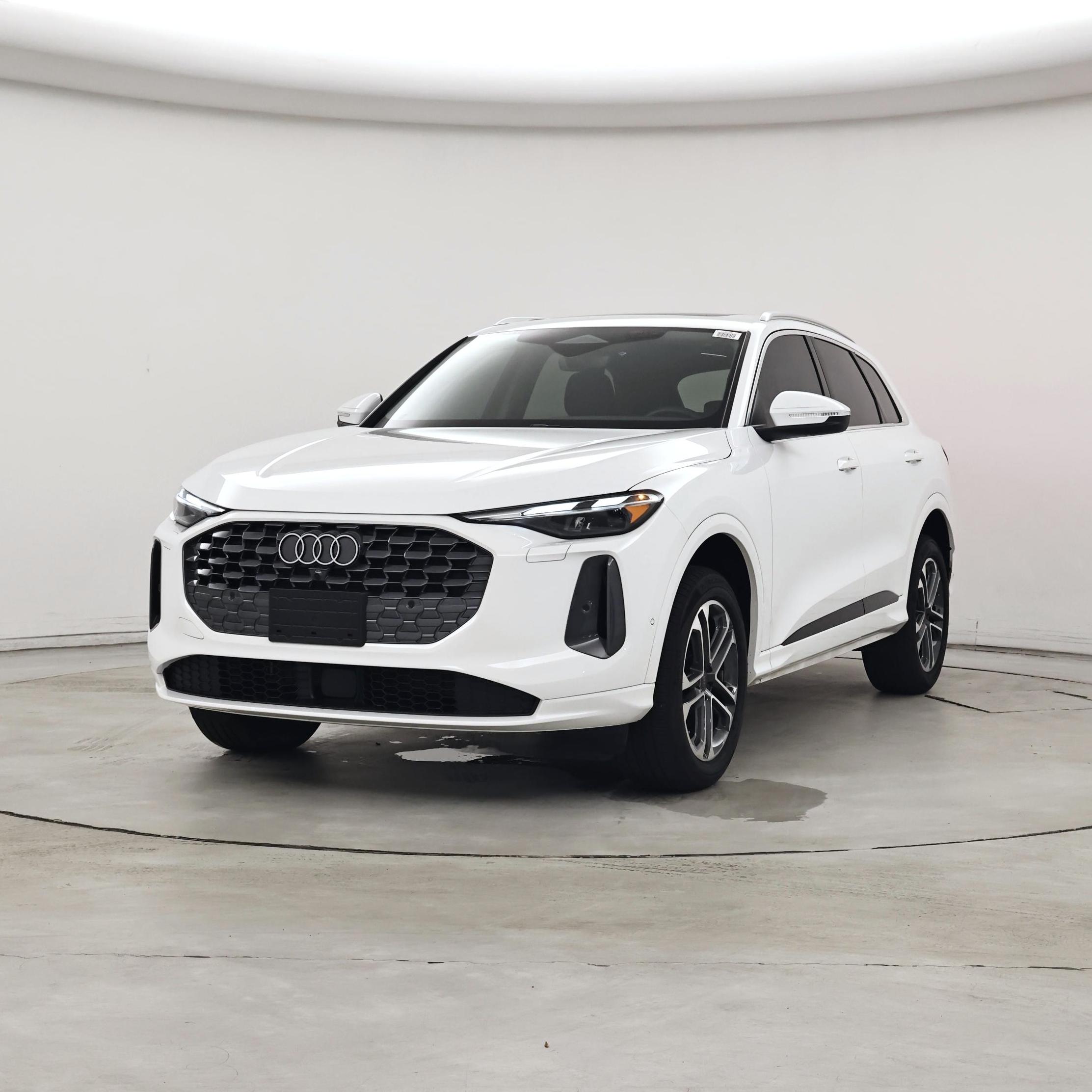 Thumbnail: 2025 Audi Q5 - 4