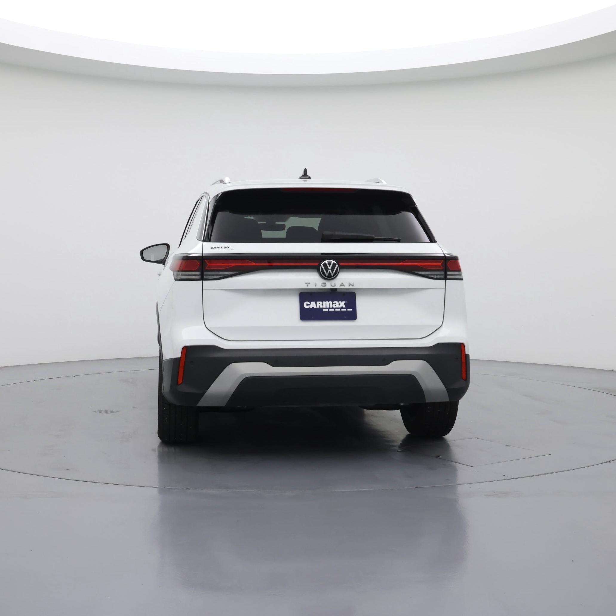 Thumbnail: 2025 Volkswagen Tiguan - 6