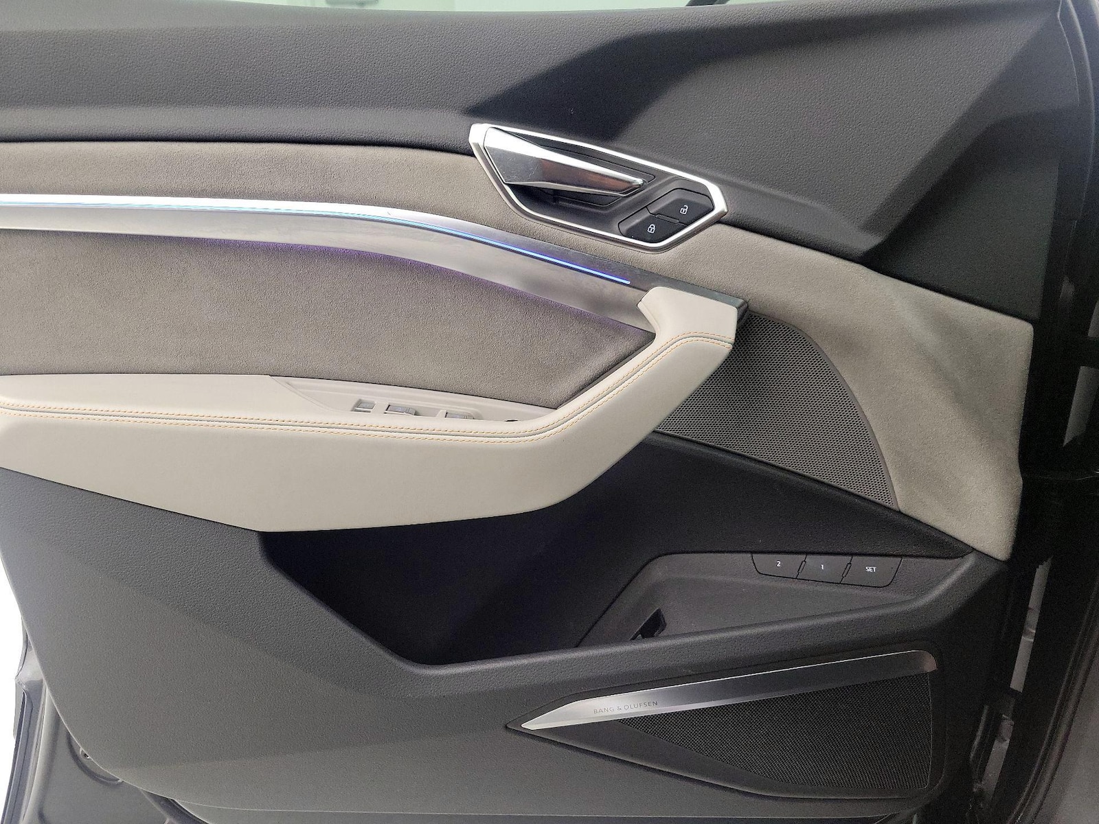 2024 Audi Q8 Sportback e-tron Prestige - Photo 13