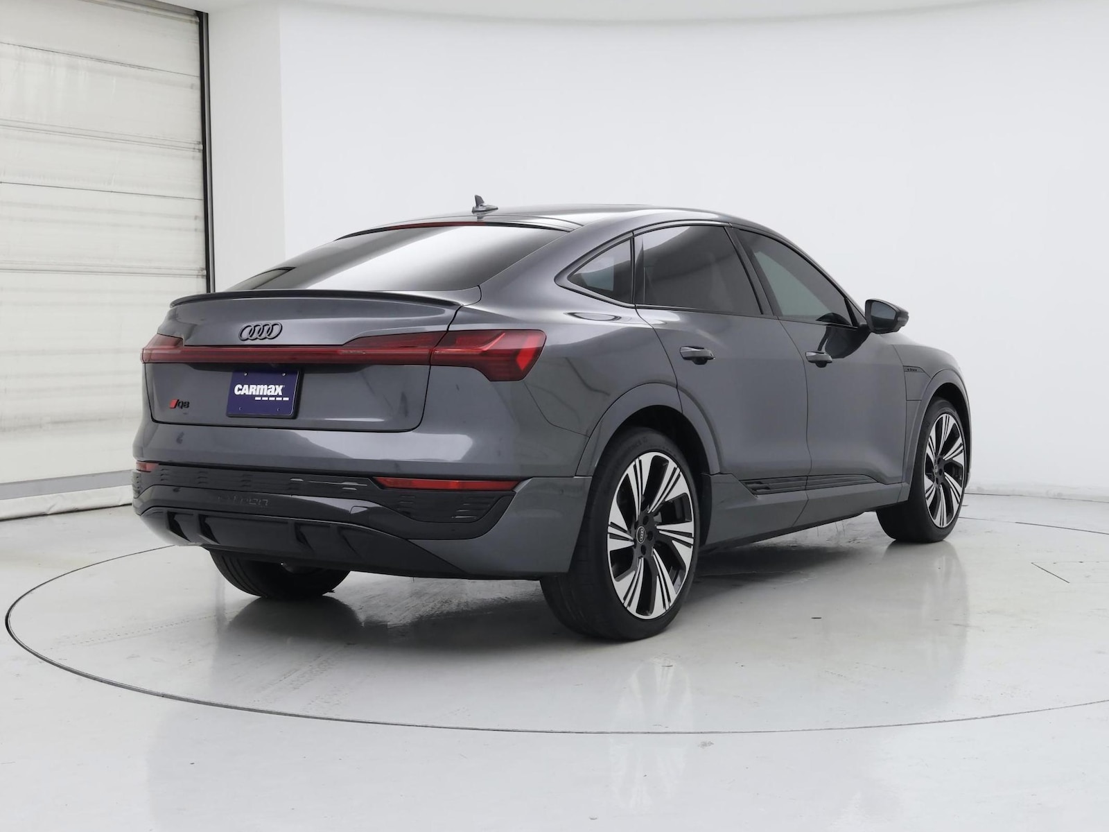 2024 Audi Q8 Sportback e-tron Prestige - Photo 9