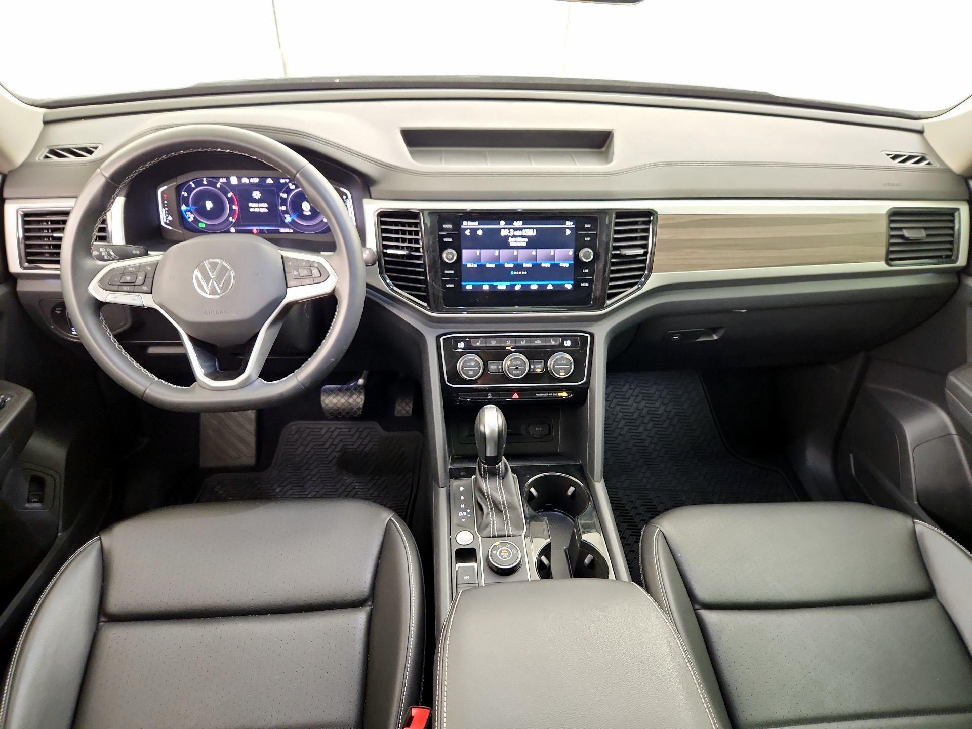 Thumbnail: 2023 Volkswagen Atlas - 9