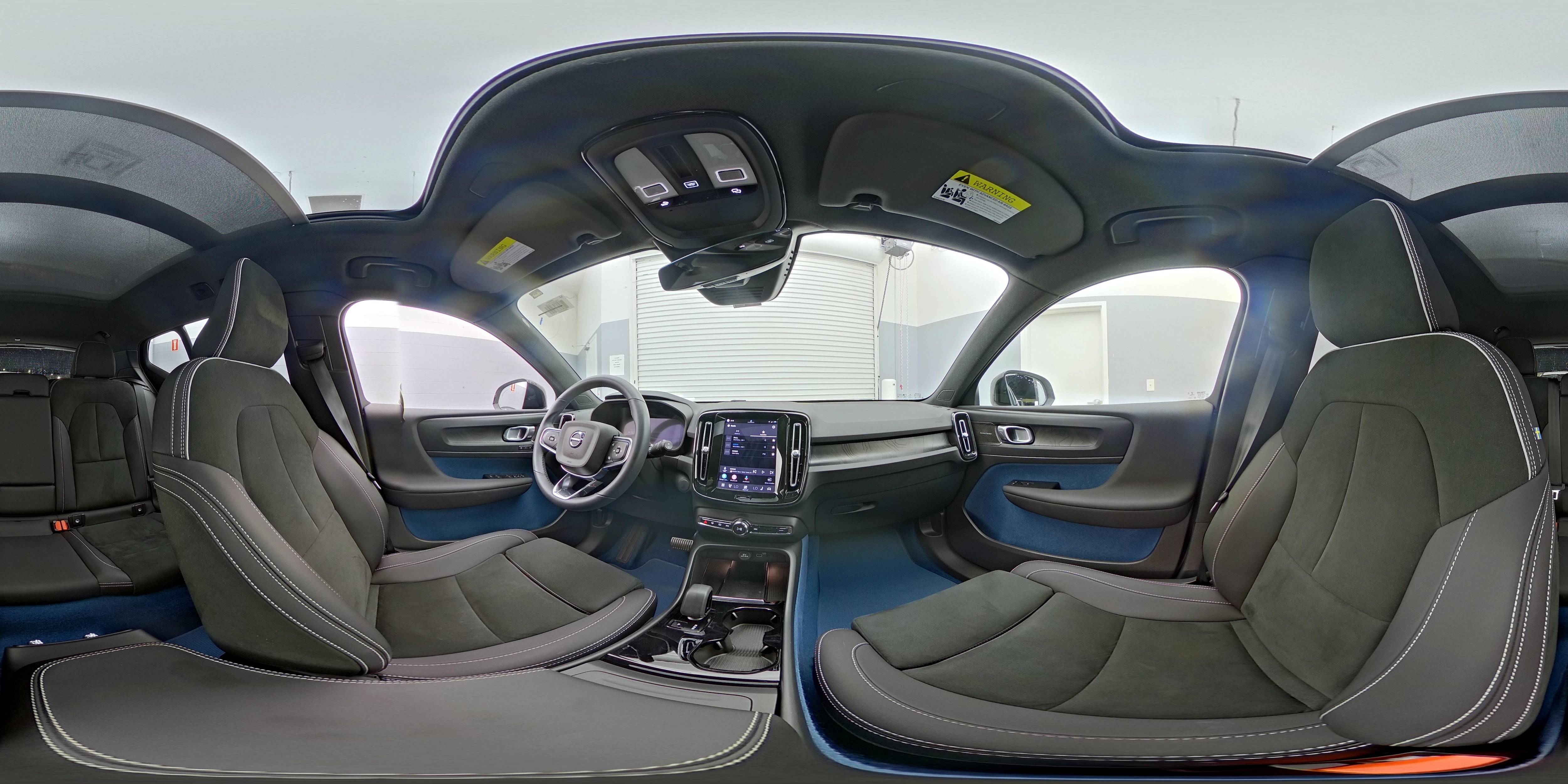 2023 Volvo XC40 Ultimate - Photo 25