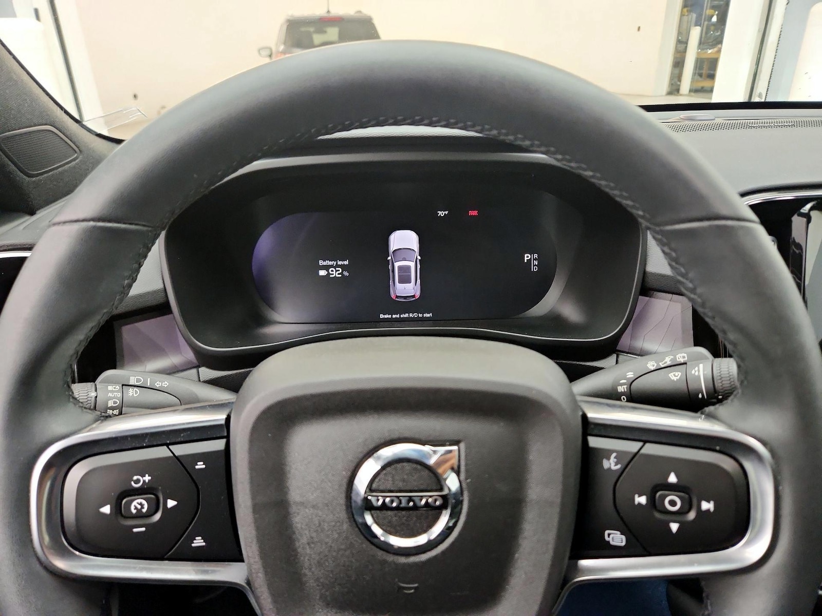 2023 Volvo XC40 Ultimate - Photo 11
