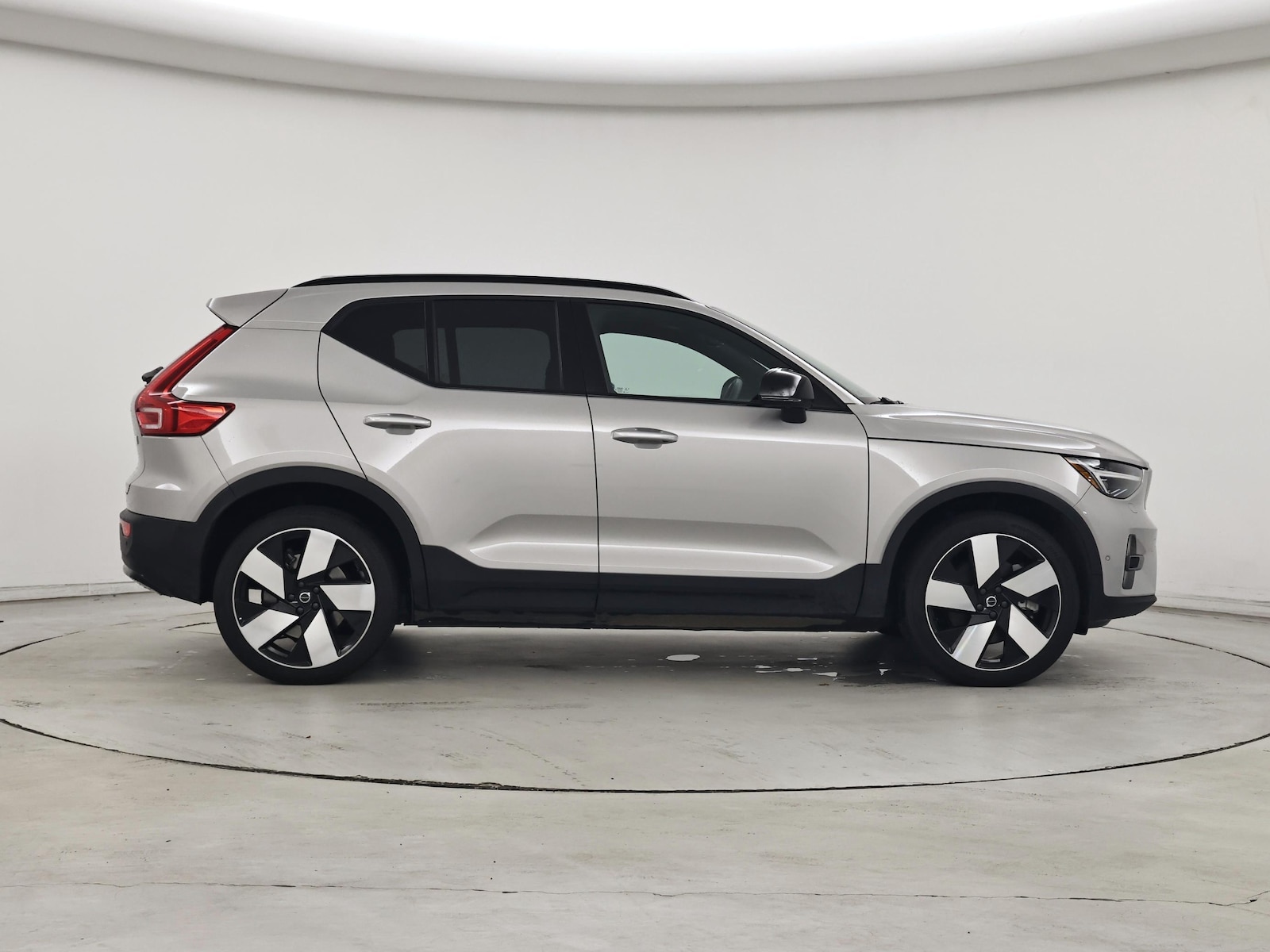 2023 Volvo XC40 Ultimate - Photo 8