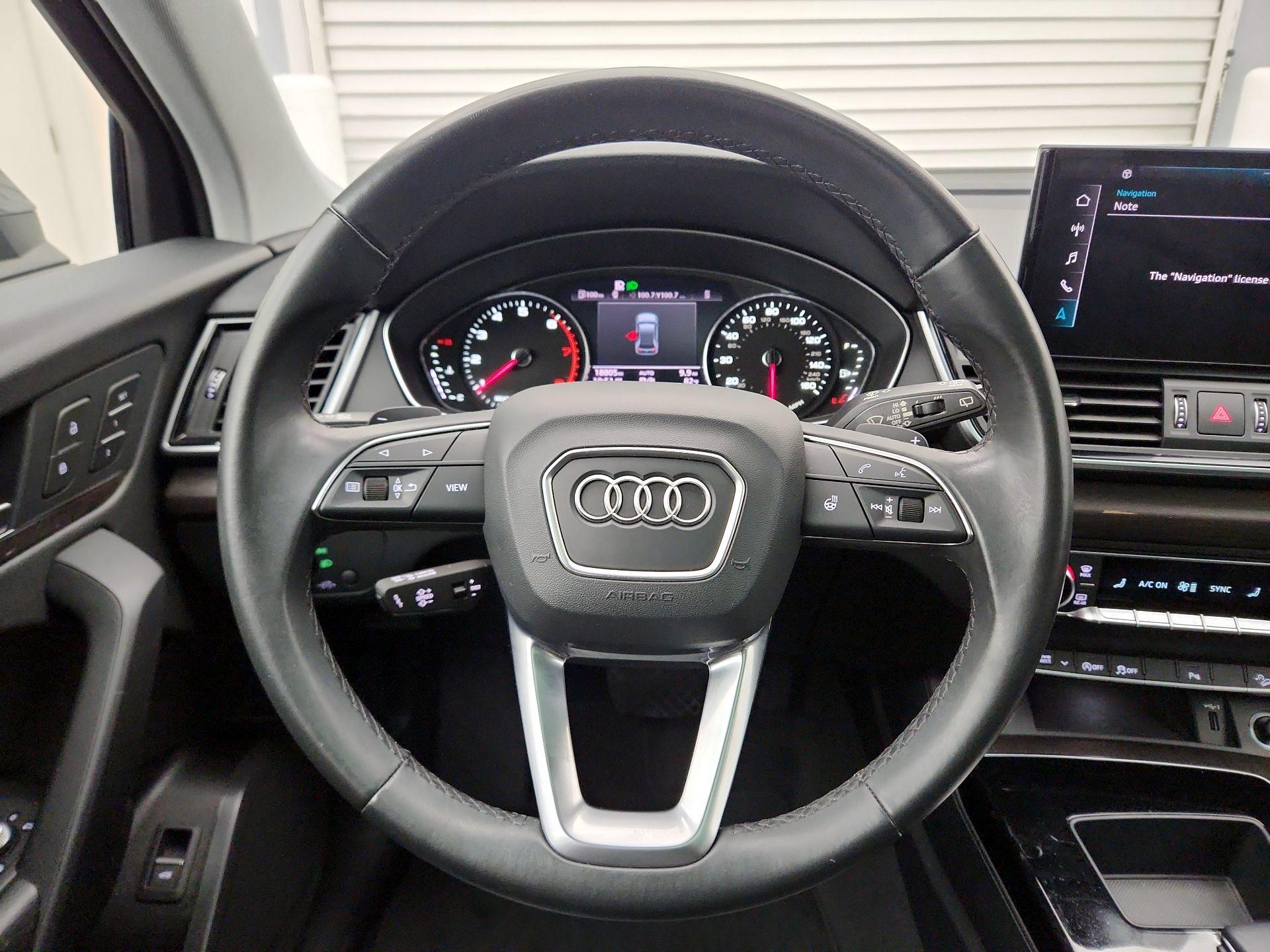 Thumbnail: 2023 Audi Q5 - 10