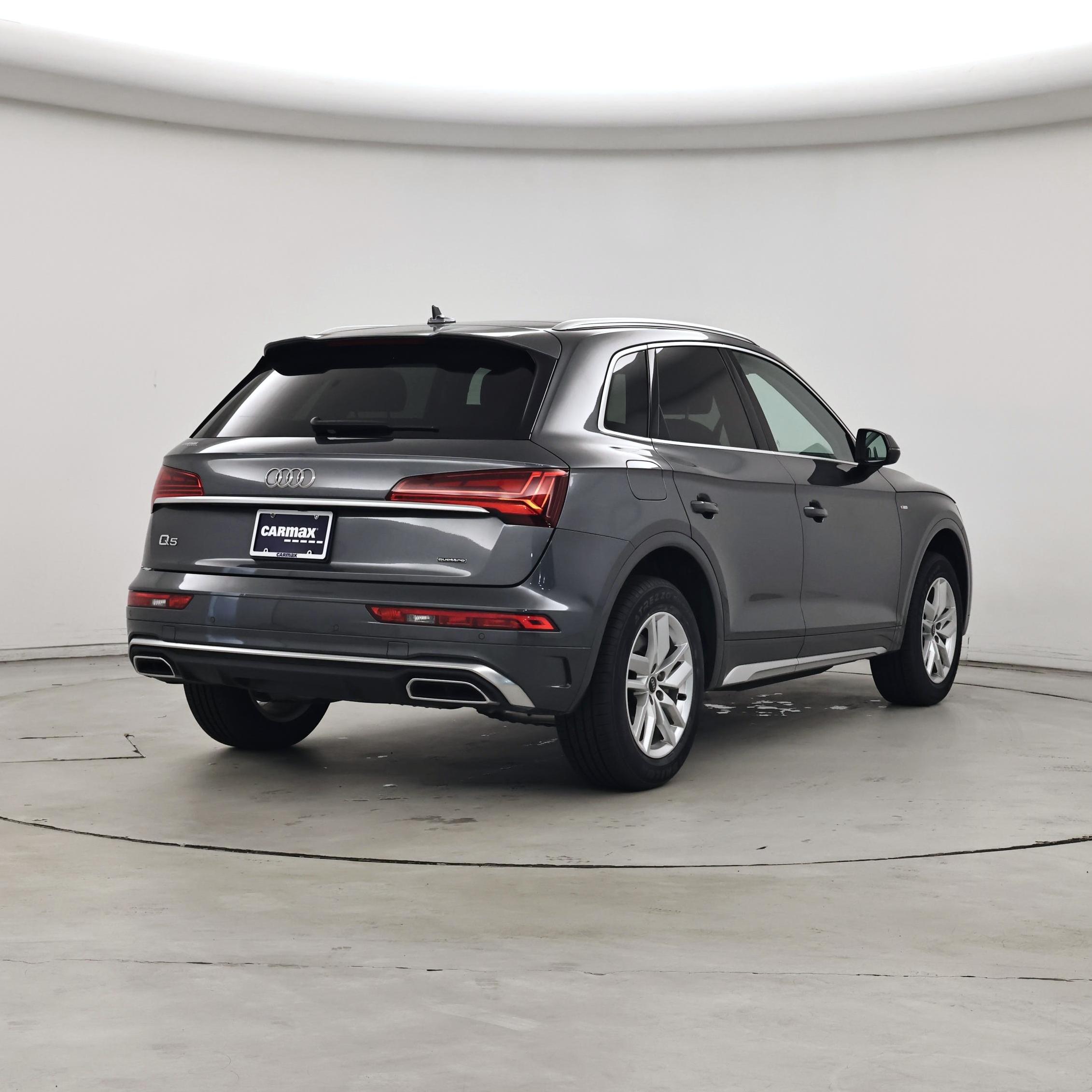 Thumbnail: 2023 Audi Q5 - 8