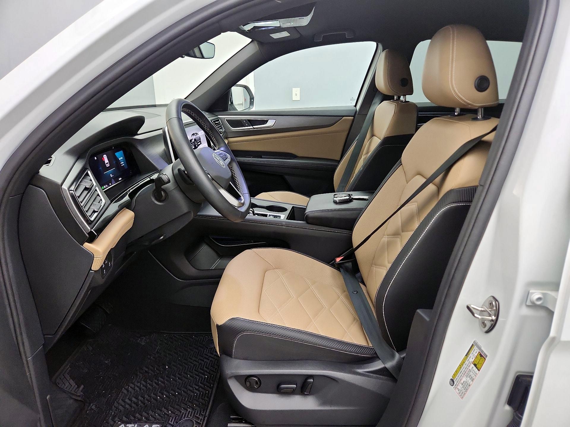 Thumbnail: 2025 Volkswagen Atlas - 11