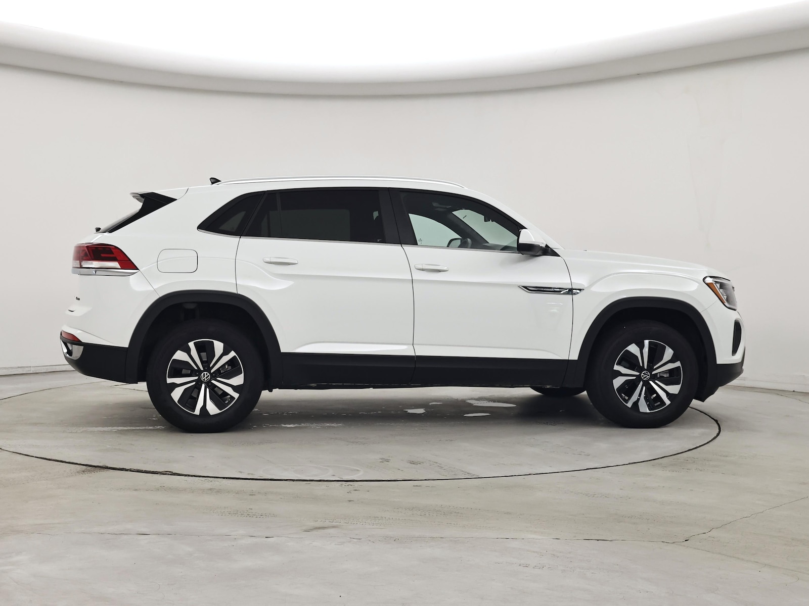 2025 Volkswagen Atlas Cross Sport SE - Photo 8
