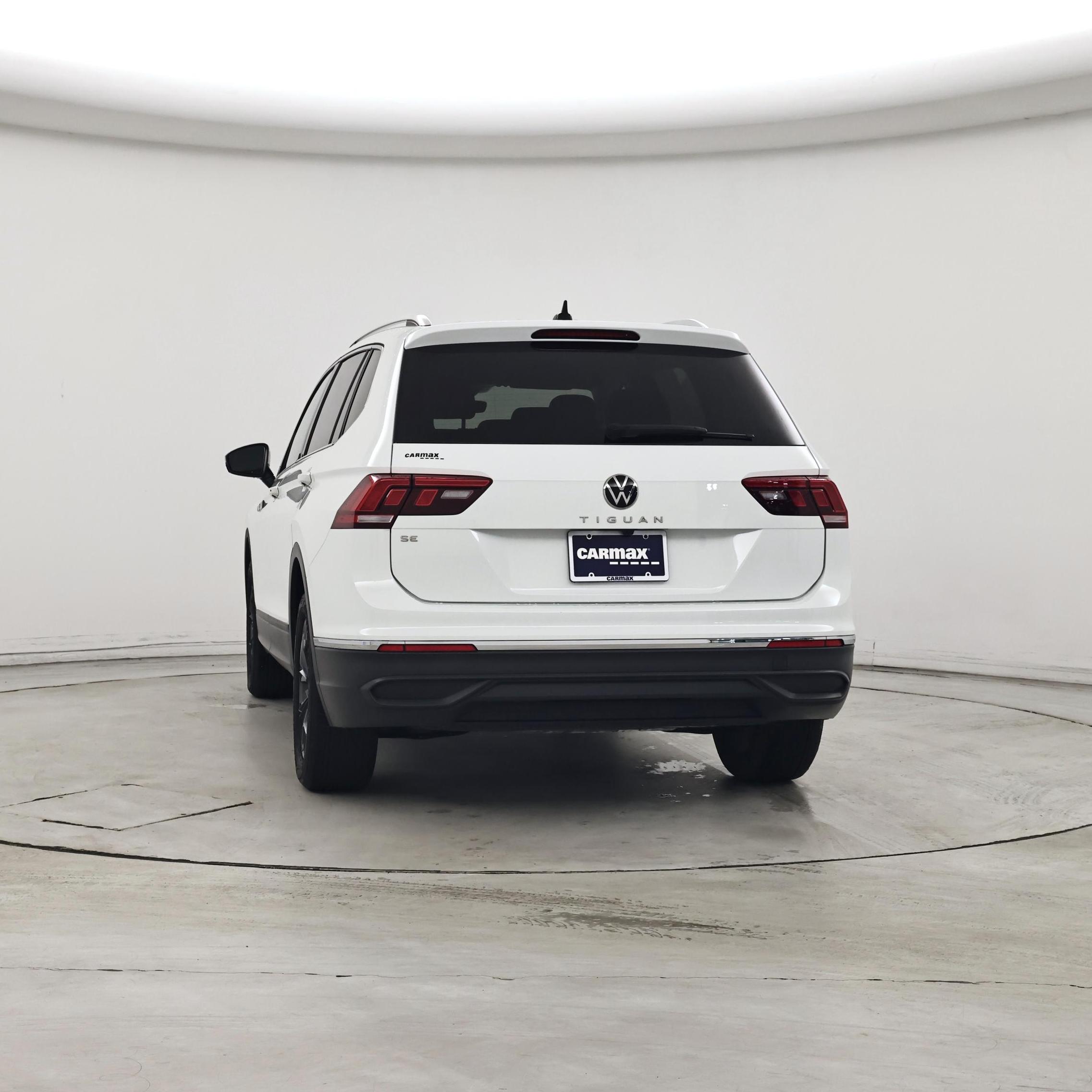 Thumbnail: 2024 Volkswagen Tiguan - 6
