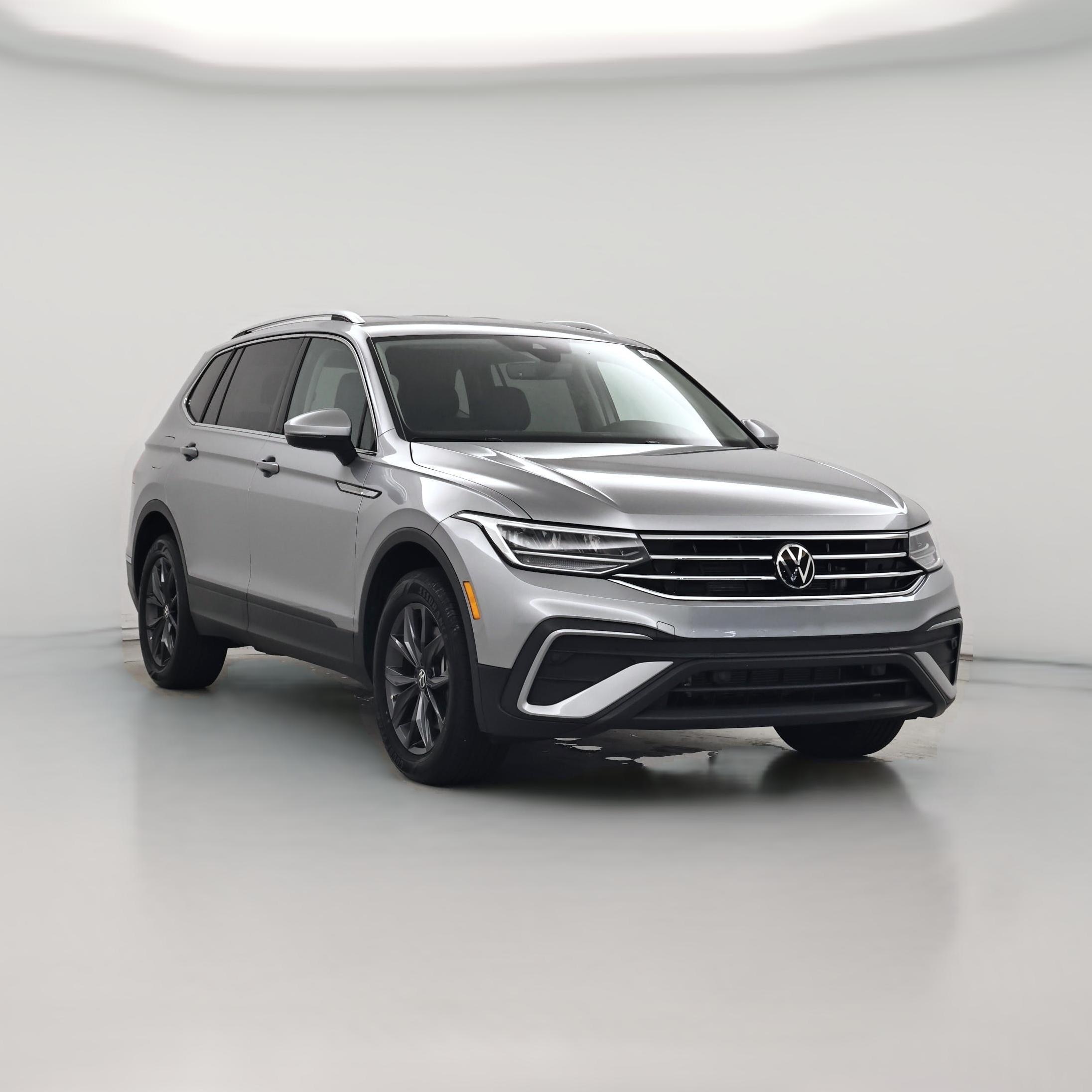 Thumbnail: 2023 Volkswagen Tiguan - 1