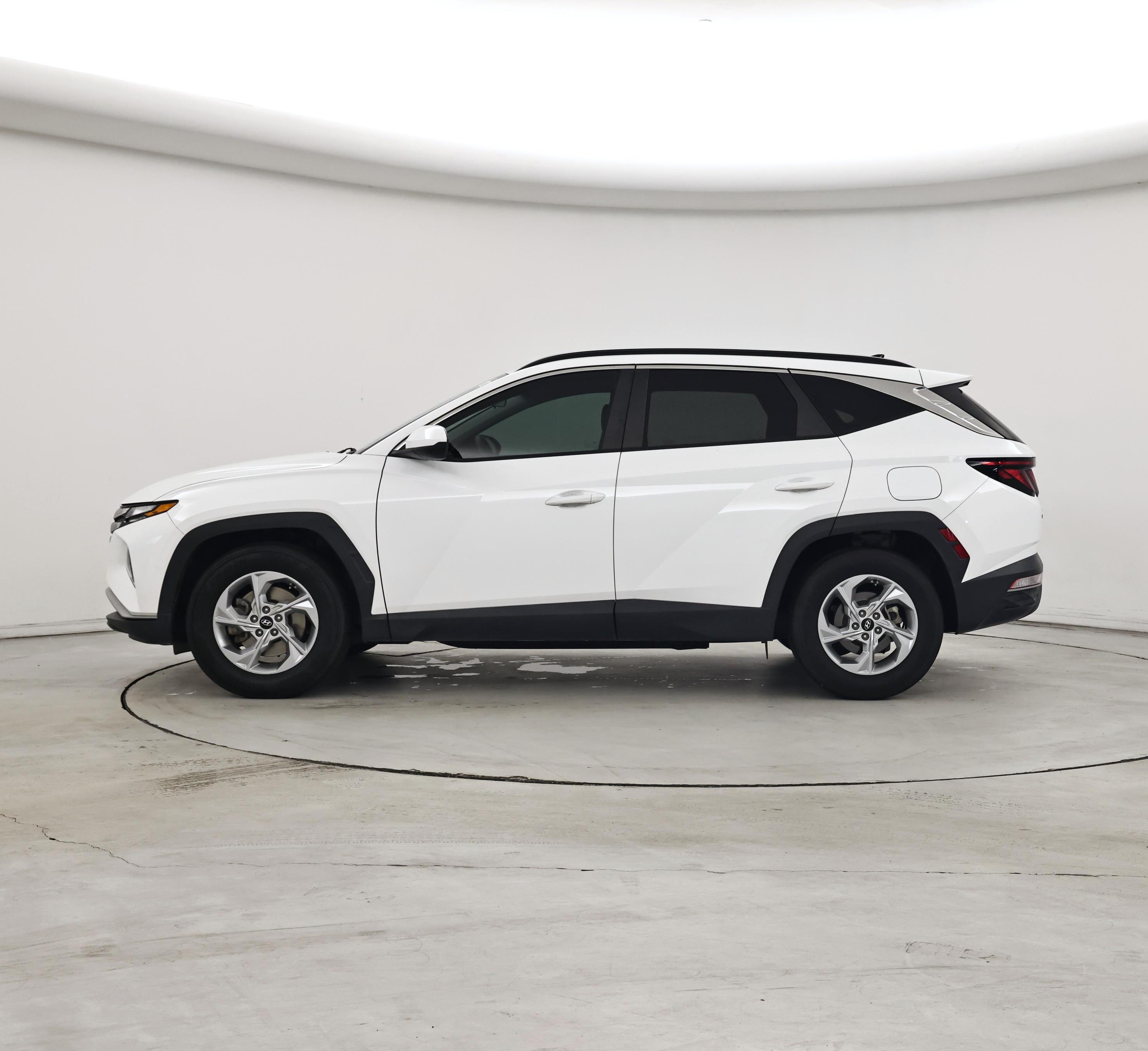 Thumbnail: 2024 Hyundai Tucson - 3