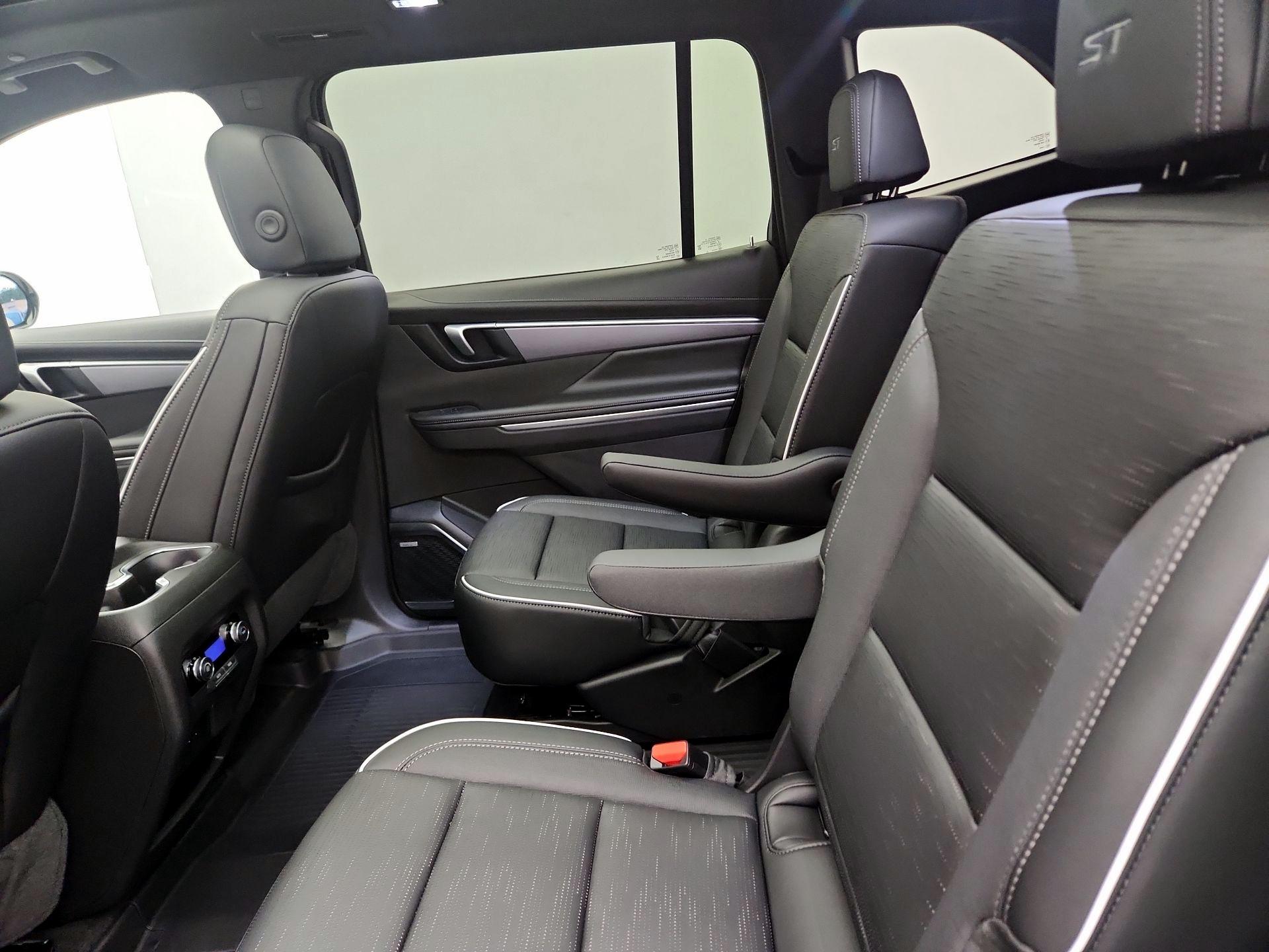 Thumbnail: 2026 Buick Enclave - 20
