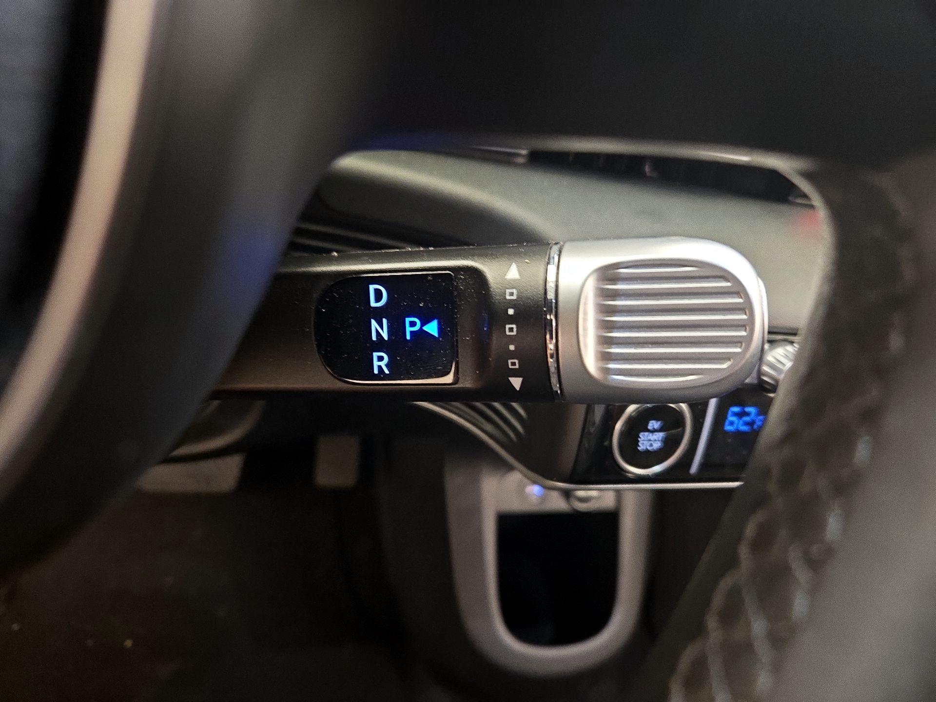 Thumbnail: 2024 Hyundai Ioniq 5 - 17