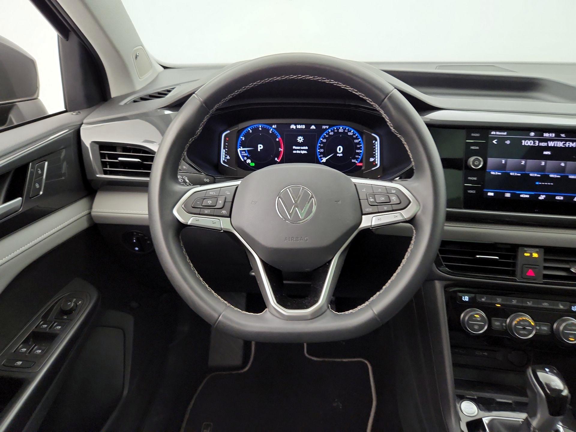 Thumbnail: 2023 Volkswagen Taos - 10