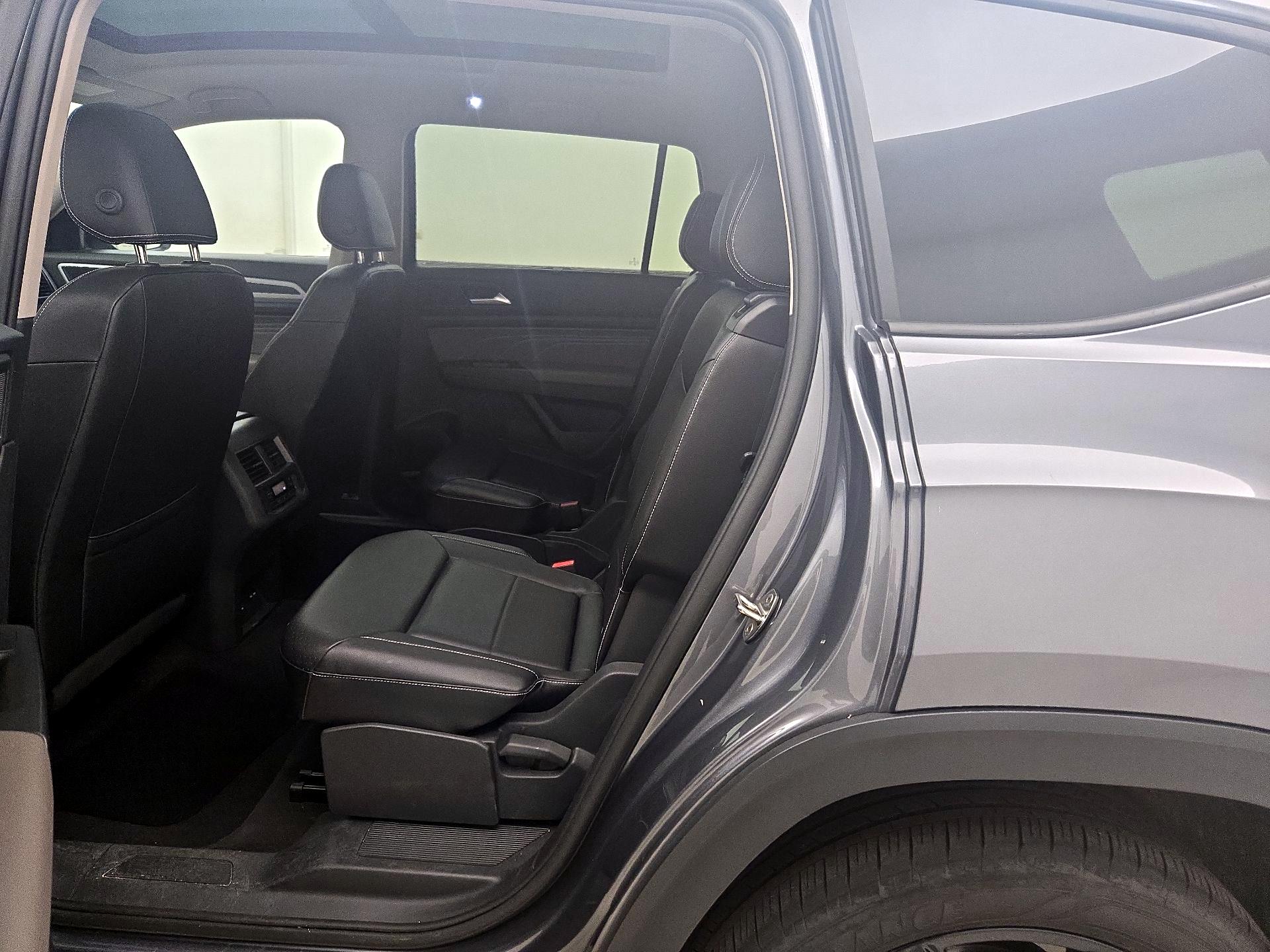 Thumbnail: 2023 Volkswagen Atlas - 20