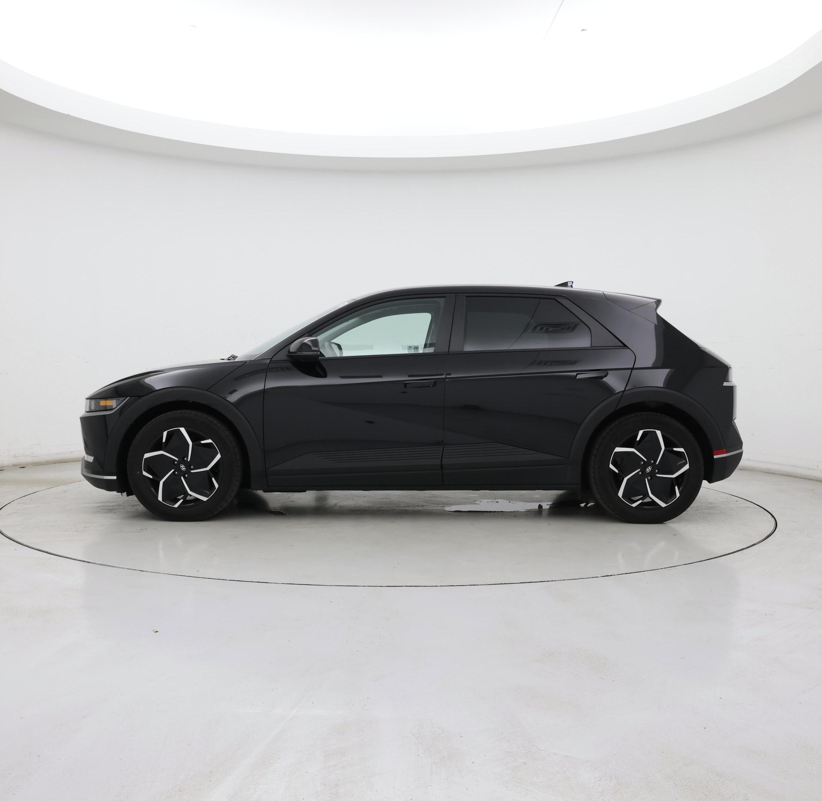 Thumbnail: 2024 Hyundai Ioniq 5 - 3