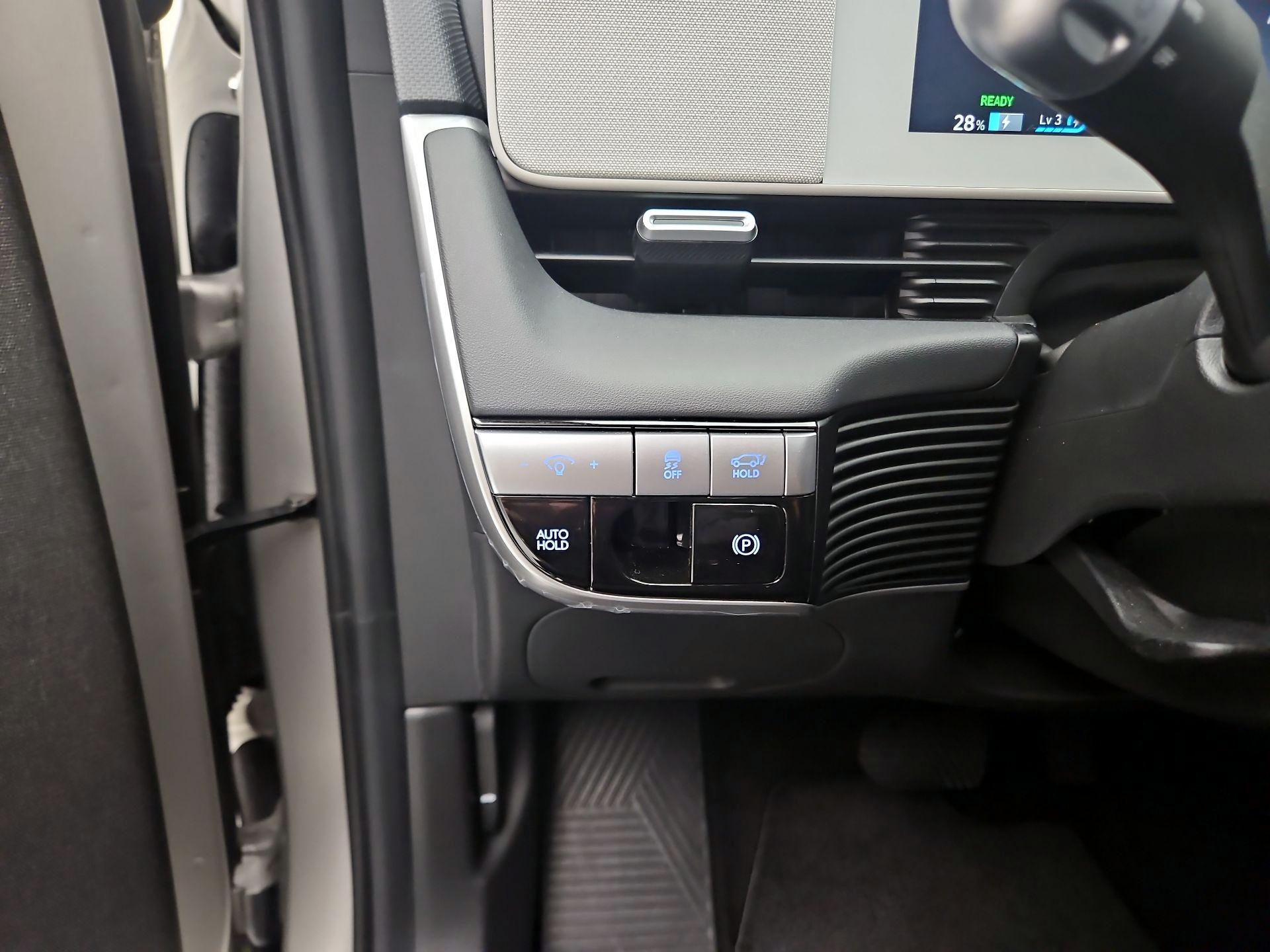 Thumbnail: 2024 Hyundai Ioniq 5 - 13