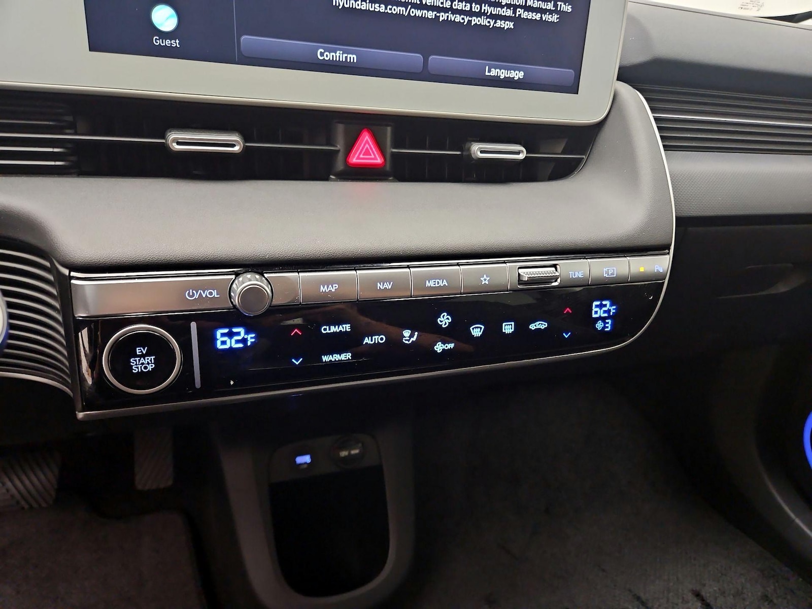 2024 Hyundai IONIQ 5 Limited - Photo 18