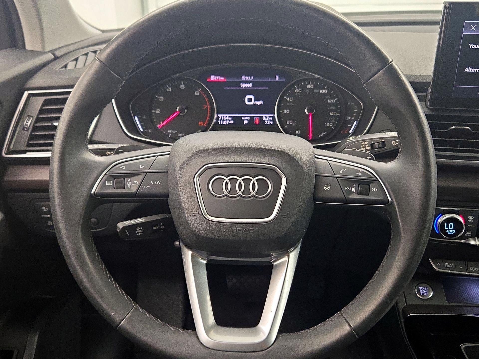 Thumbnail: 2023 Audi Q5 - 10