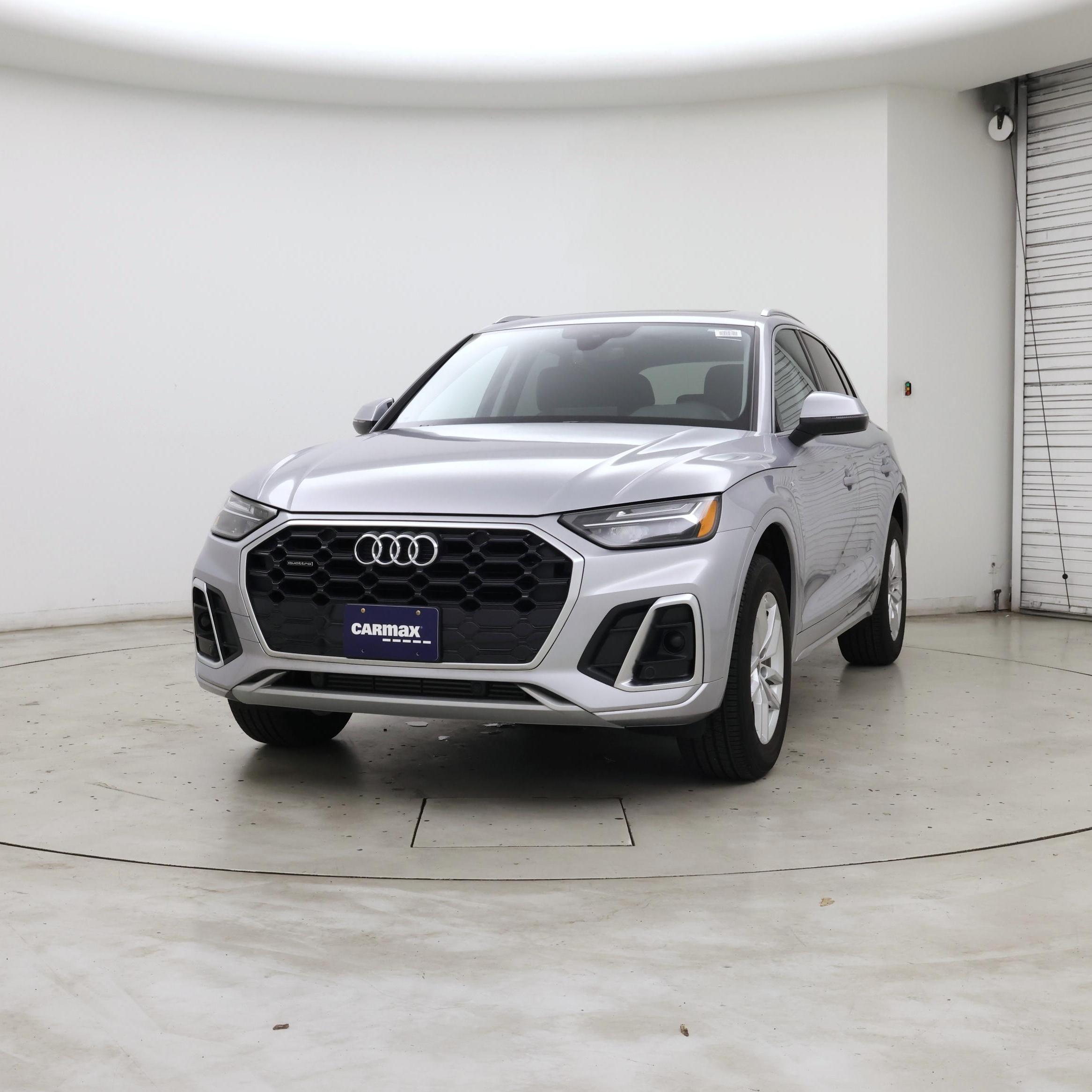 Thumbnail: 2023 Audi Q5 - 4