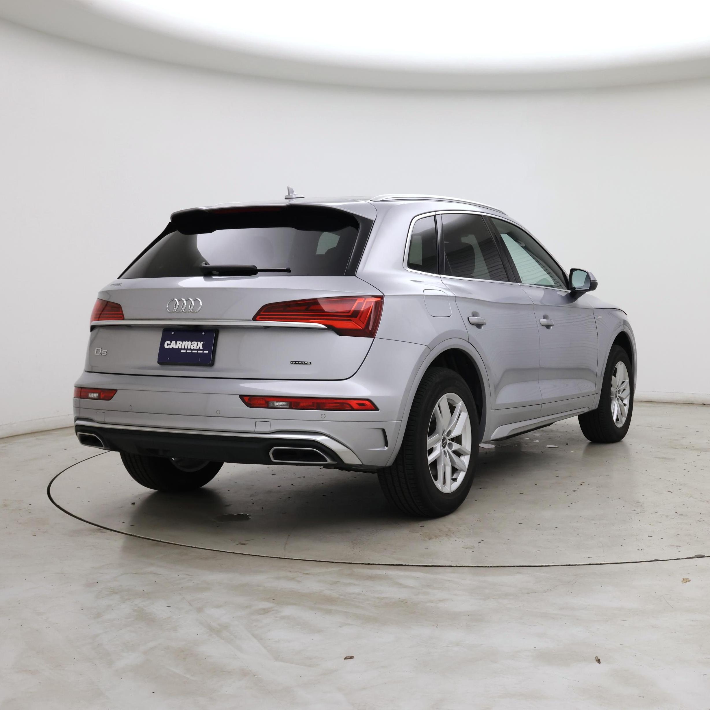 Thumbnail: 2023 Audi Q5 - 8