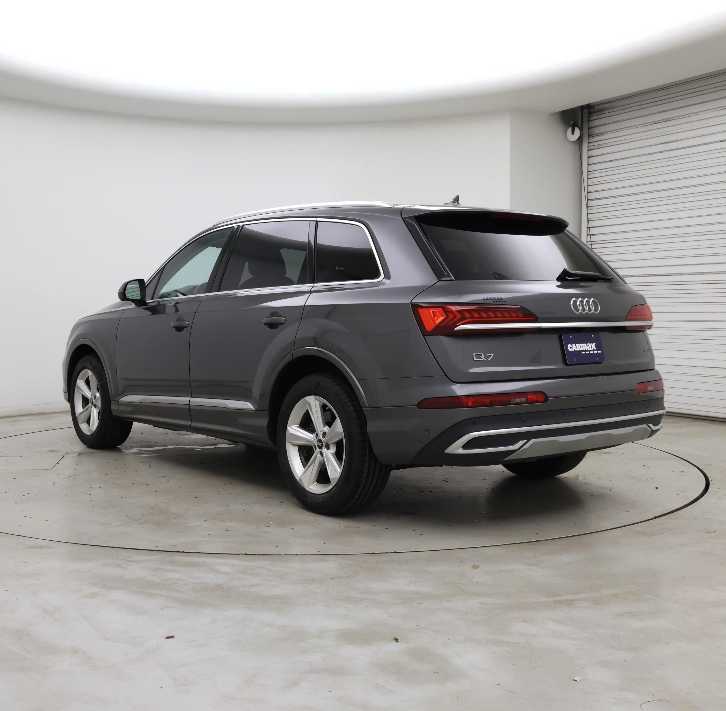 Thumbnail: 2023 Audi Q7 - 2