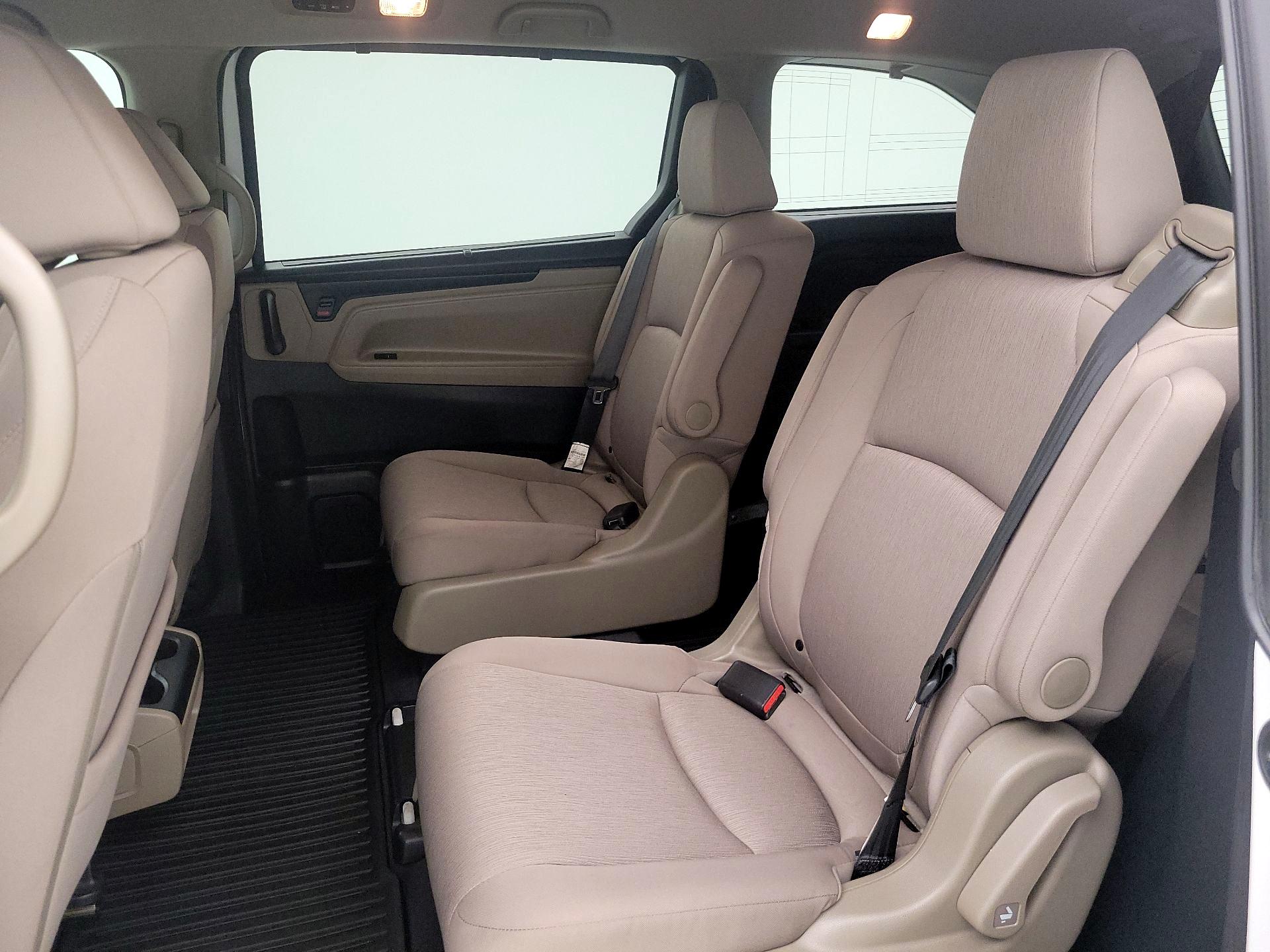 Thumbnail: 2020 Honda Odyssey - 19