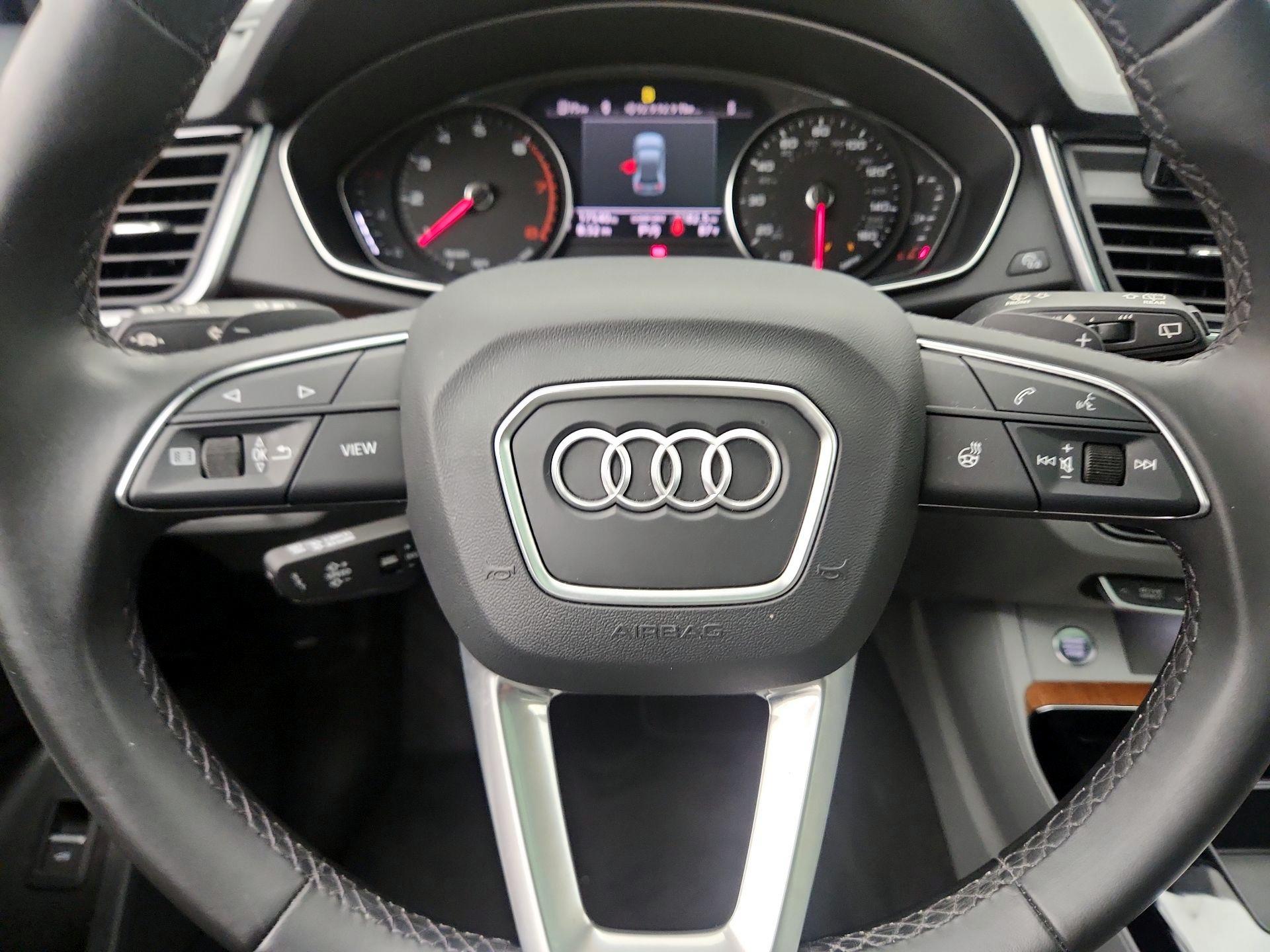 Thumbnail: 2023 Audi Q5 - 10