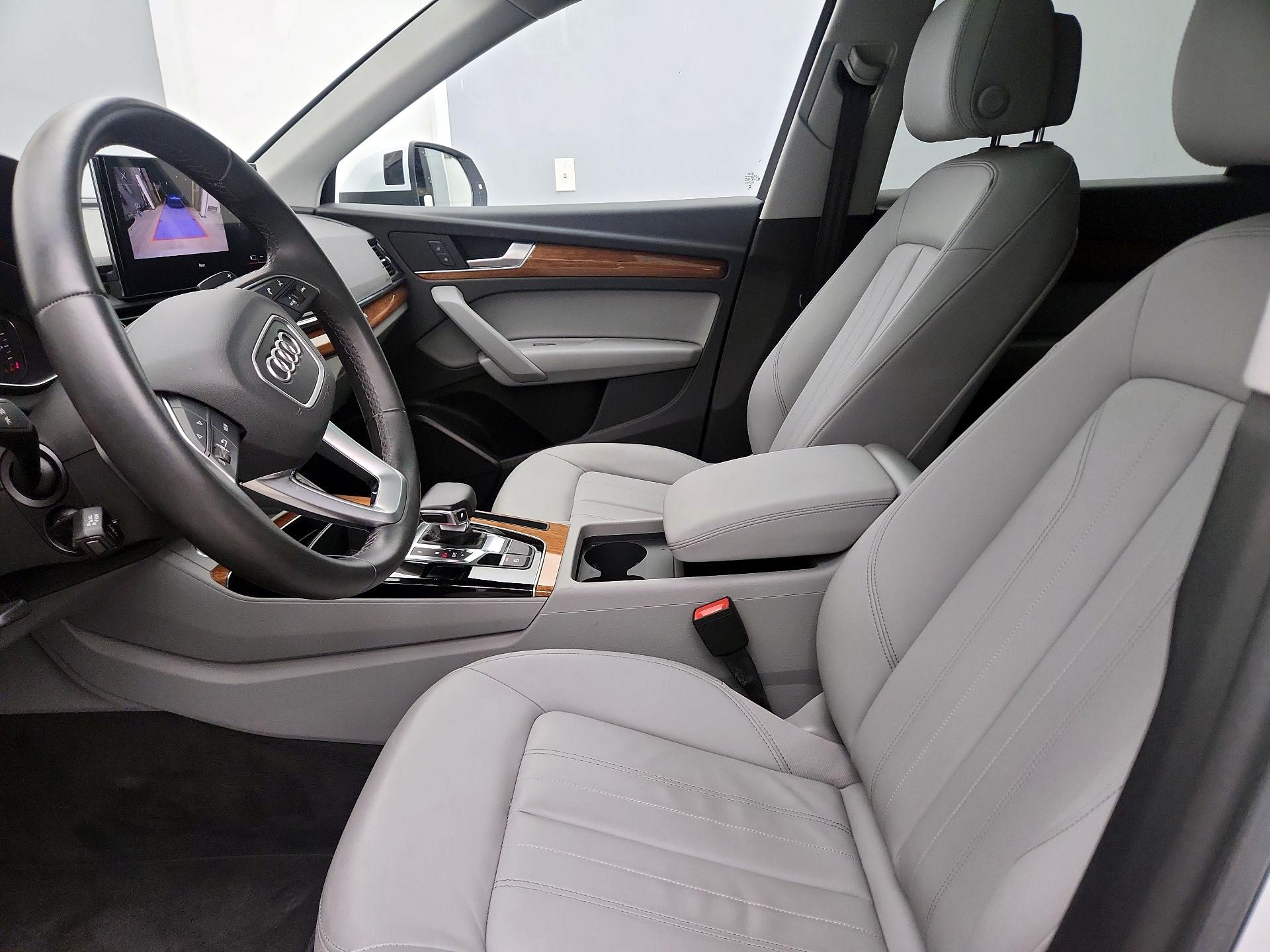 Thumbnail: 2023 Audi Q5 - 11