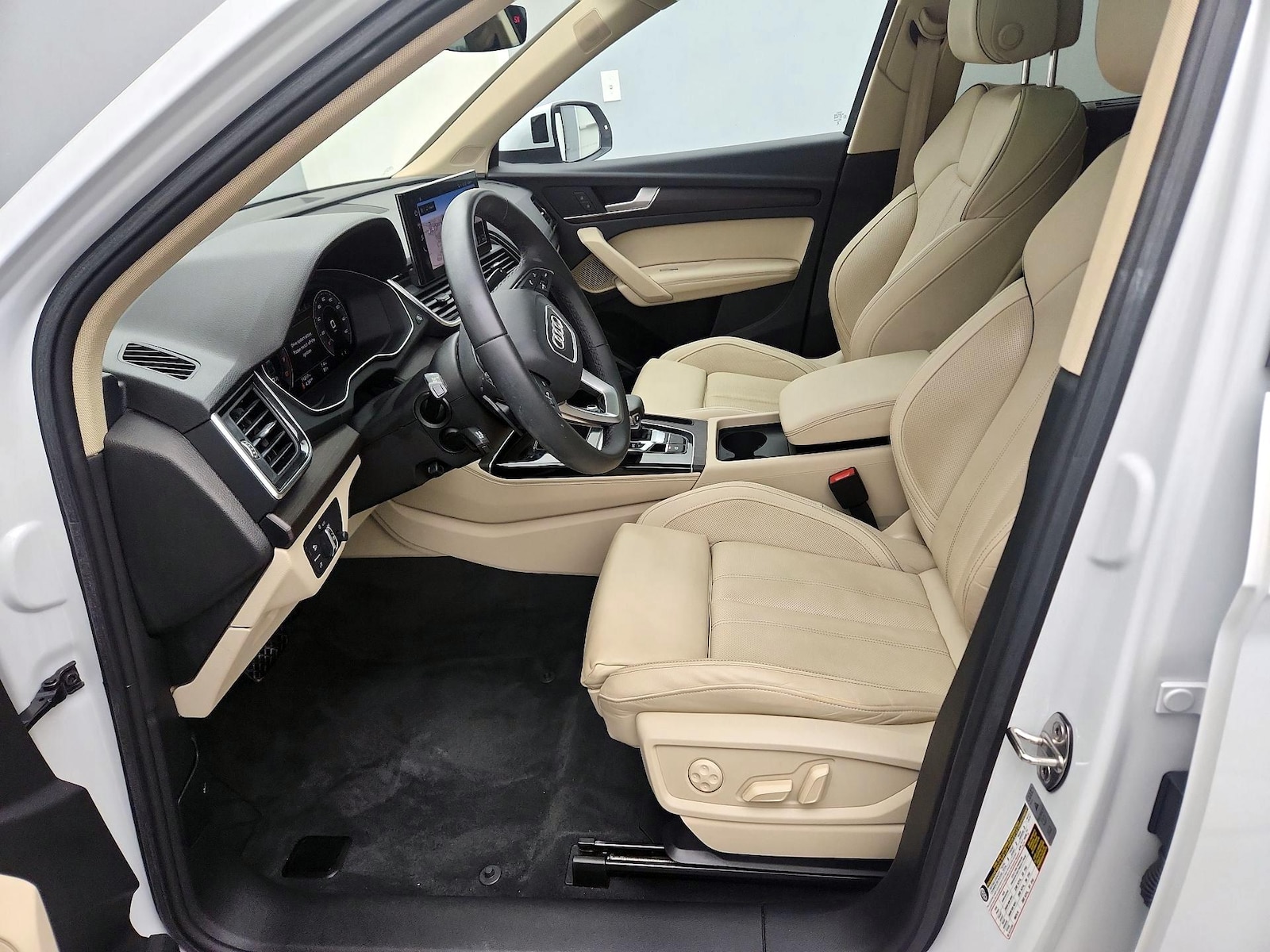 2023 Audi Q5 Premium Plus - Photo 12