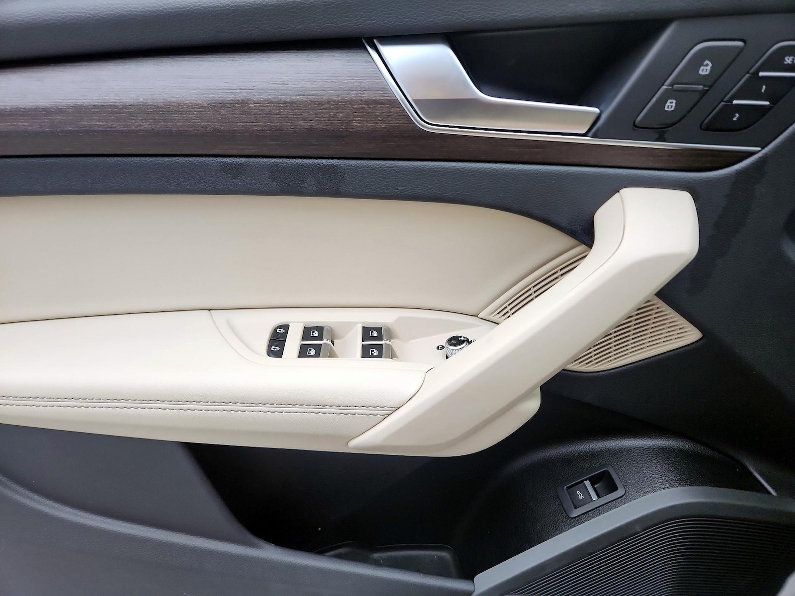 2023 Audi Q5 Premium Plus - Photo 13