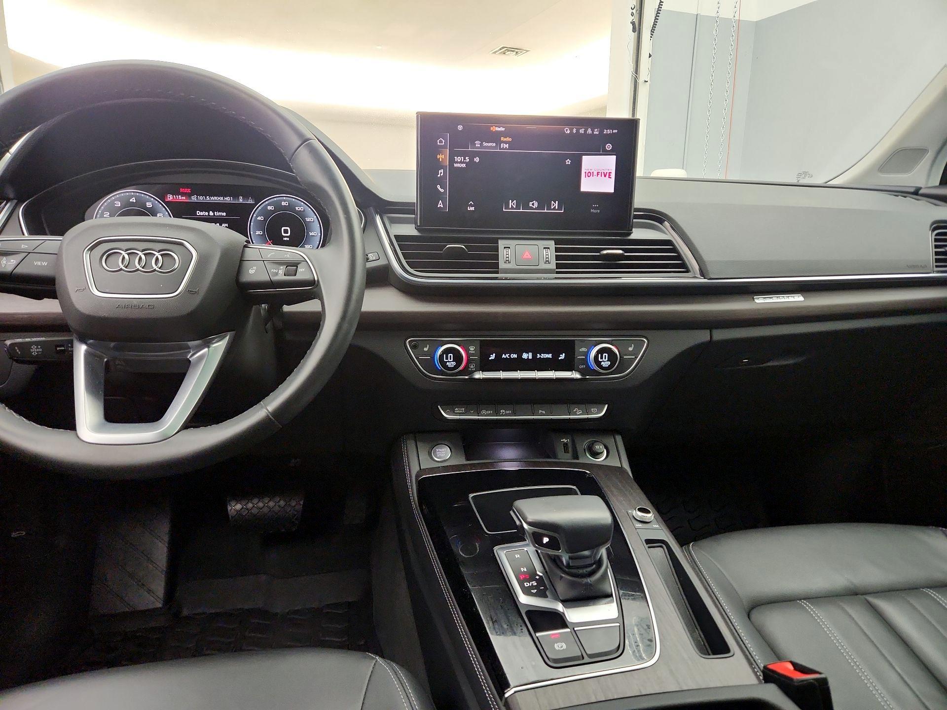 Thumbnail: 2023 Audi Q5 - 9